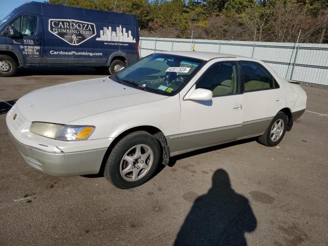 TOYOTA CAMRY 1999 jt2bg22k7x0361081