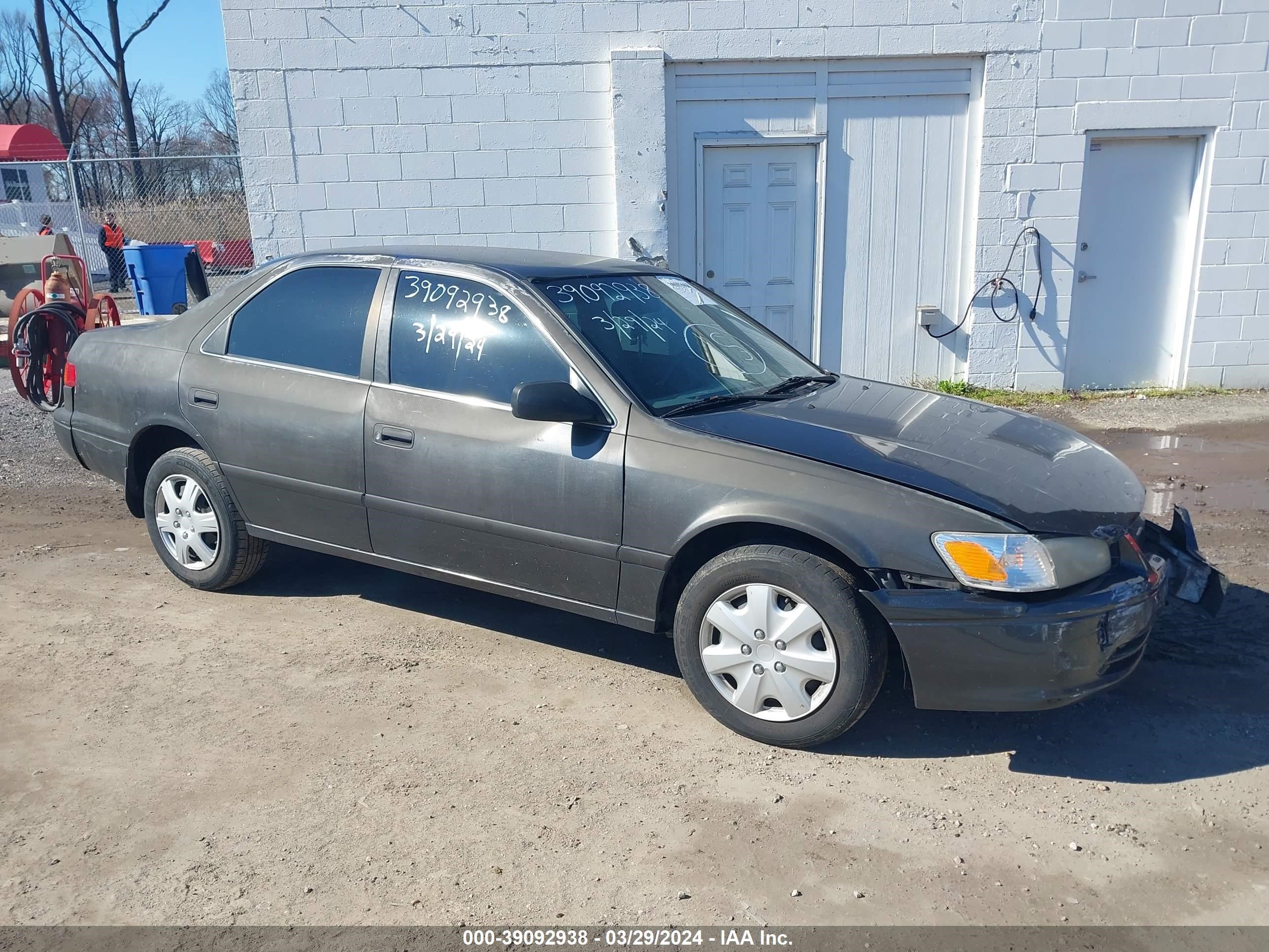 TOYOTA CAMRY 2000 jt2bg22k7y0430837