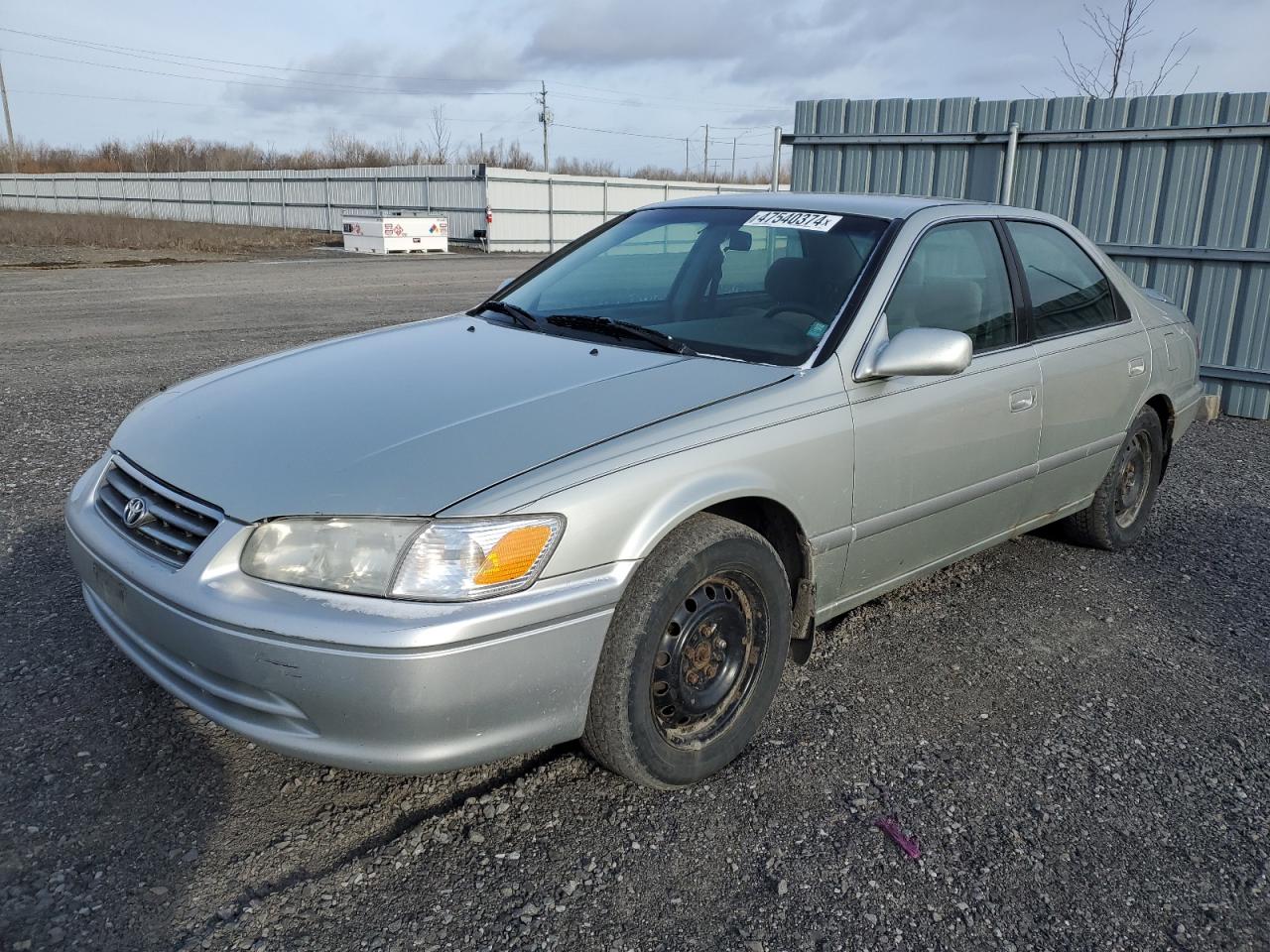 TOYOTA CAMRY 2001 jt2bg22k810582518