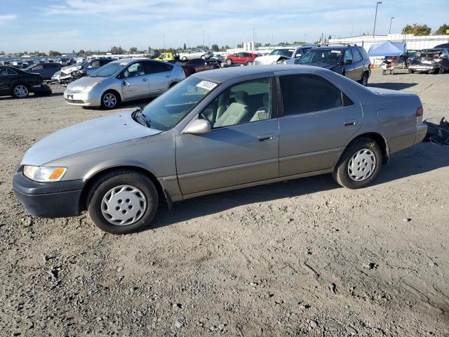 TOYOTA CAMRY 1998 jt2bg22k8w0186824