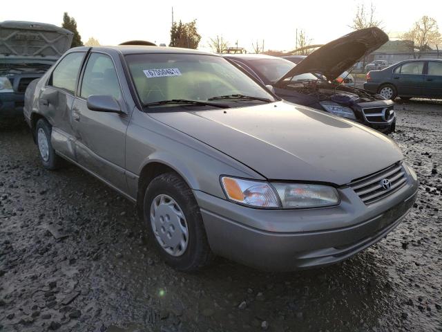 TOYOTA CAMRY CE 1998 jt2bg22k8w0259545