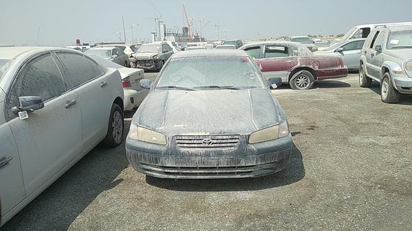 TOYOTA CAMRY 1999 jt2bg22k8x0357914