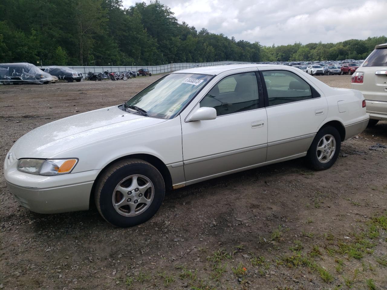 TOYOTA CAMRY 1999 jt2bg22k8x0369013