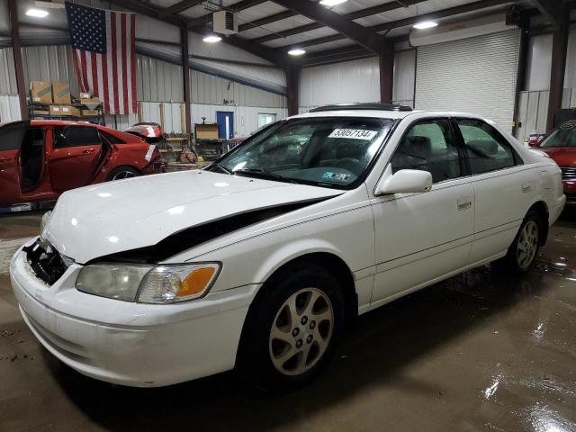 TOYOTA CAMRY 2001 jt2bg22k910602453