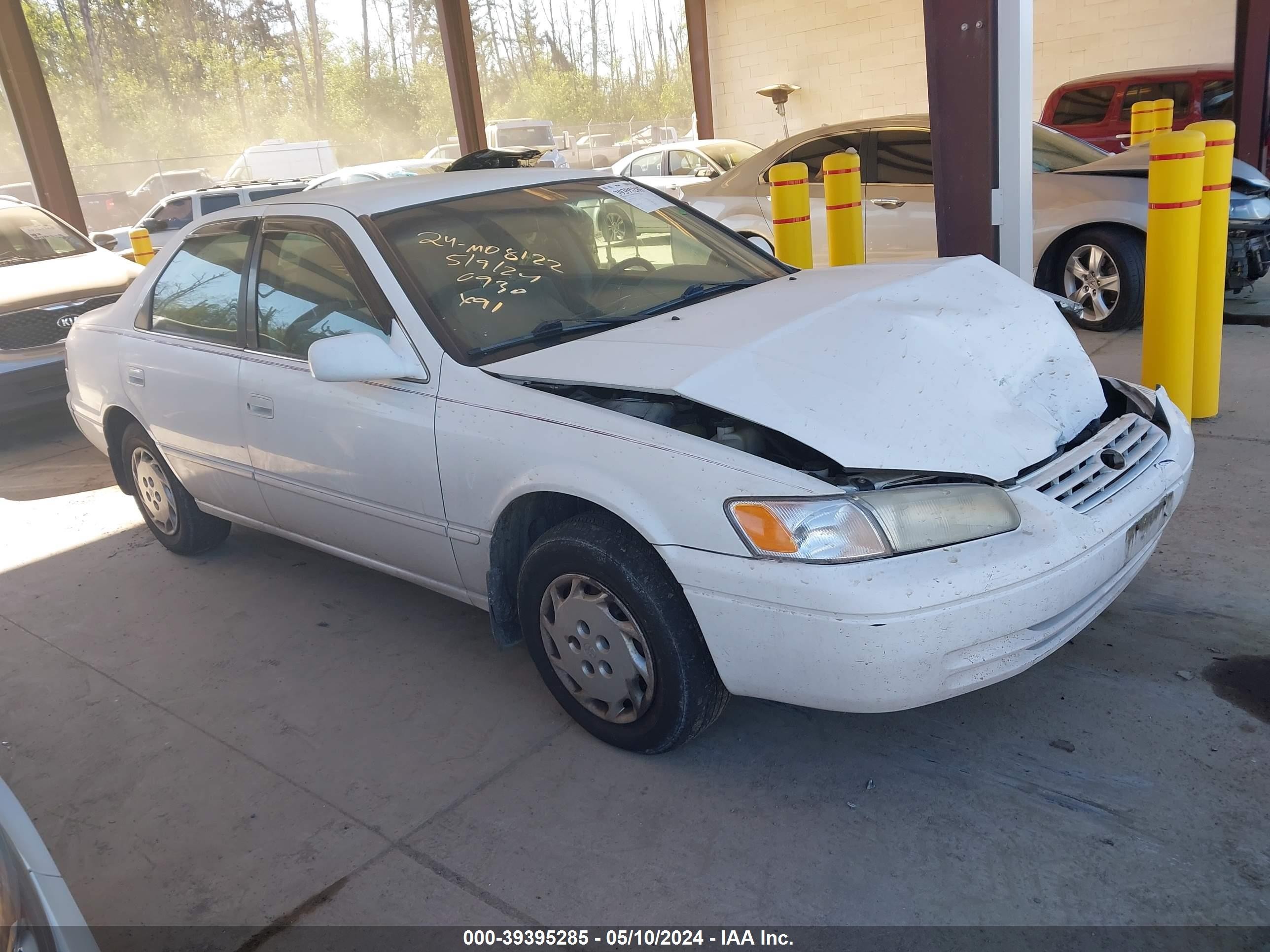 TOYOTA CAMRY 1998 jt2bg22k9w0179347