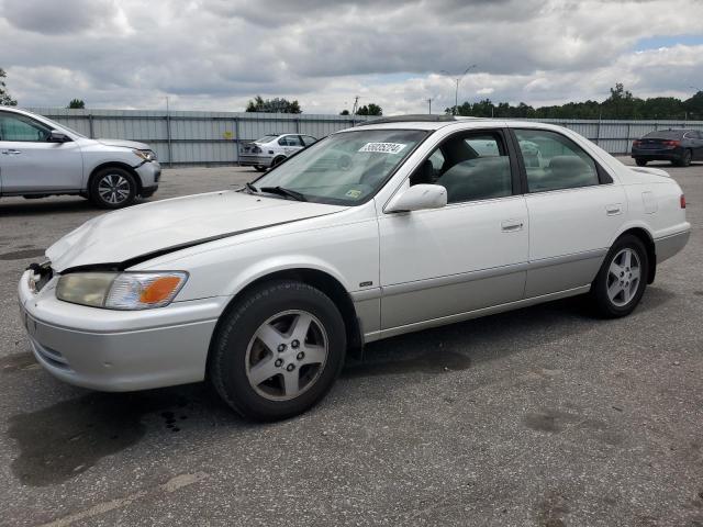 TOYOTA CAMRY 2001 jt2bg22kx10572881