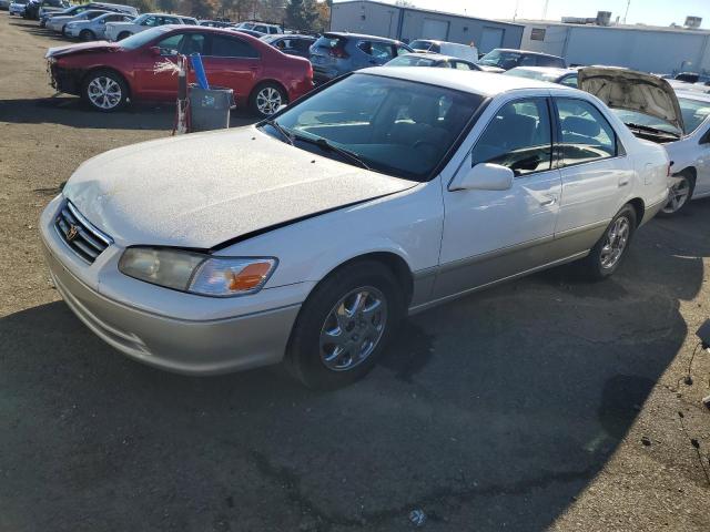 TOYOTA CAMRY 2000 jt2bg28k1y0454364