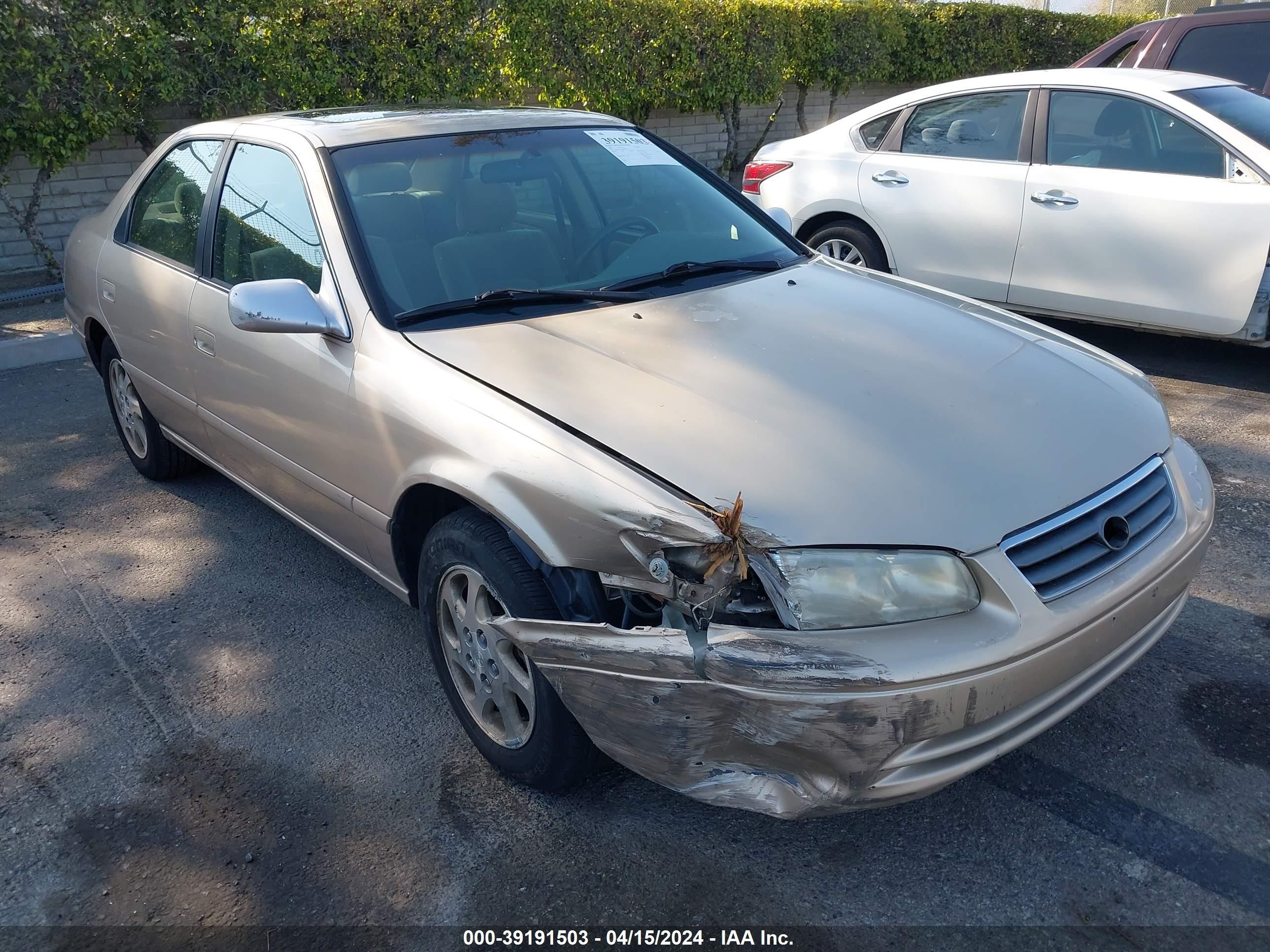 TOYOTA CAMRY 2000 jt2bg28k4y0404350