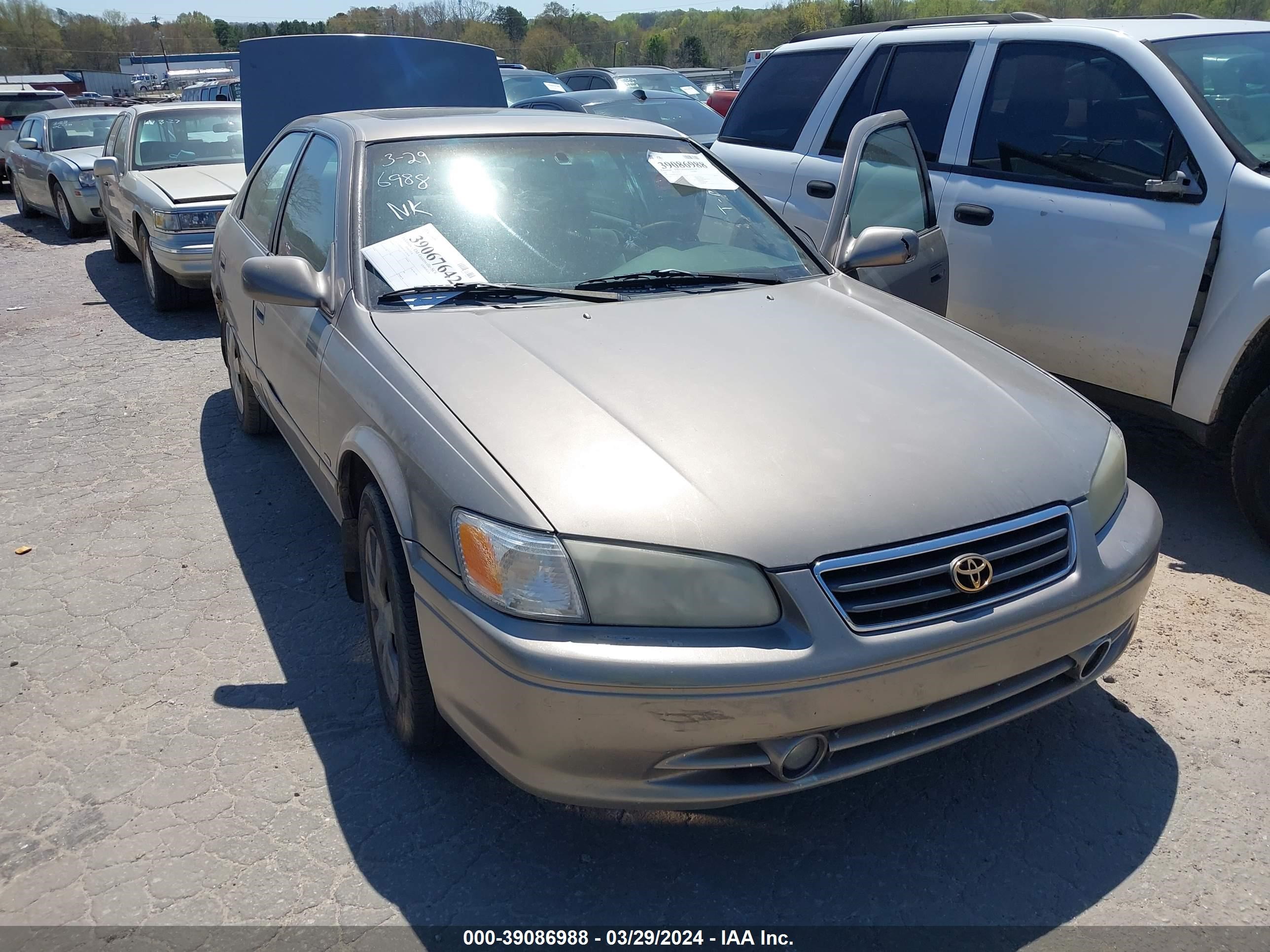 TOYOTA CAMRY 2001 jt2bg28k510553677