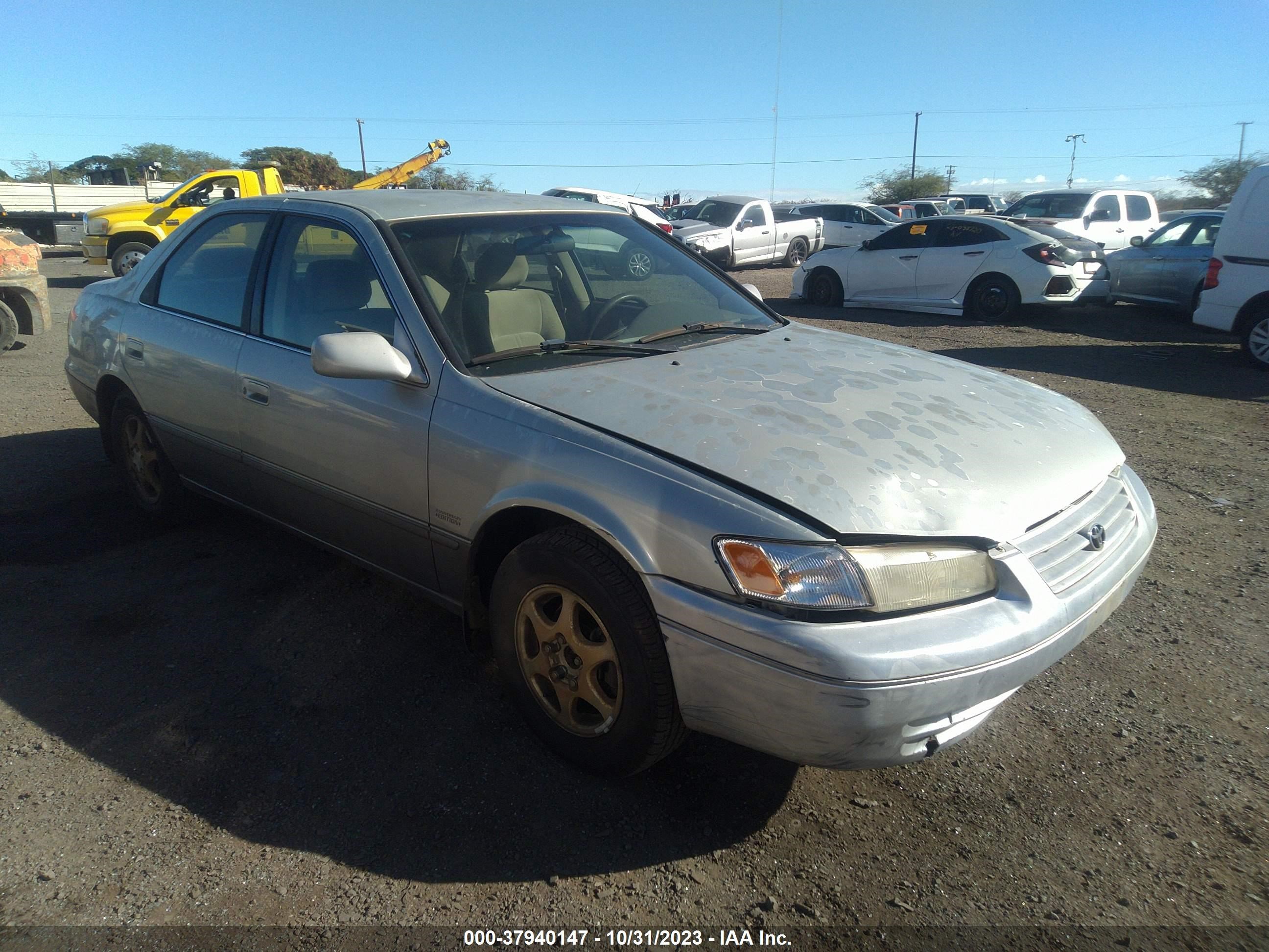 TOYOTA CAMRY 1999 jt2bg28k5x0361927