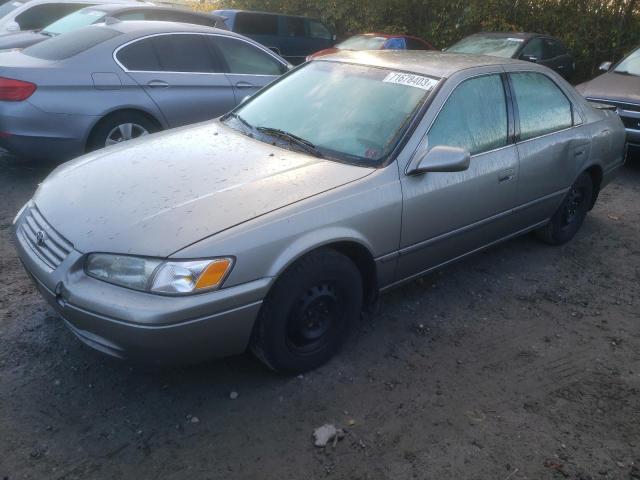 TOYOTA CAMRY 1998 jt2bg28k6w0170256