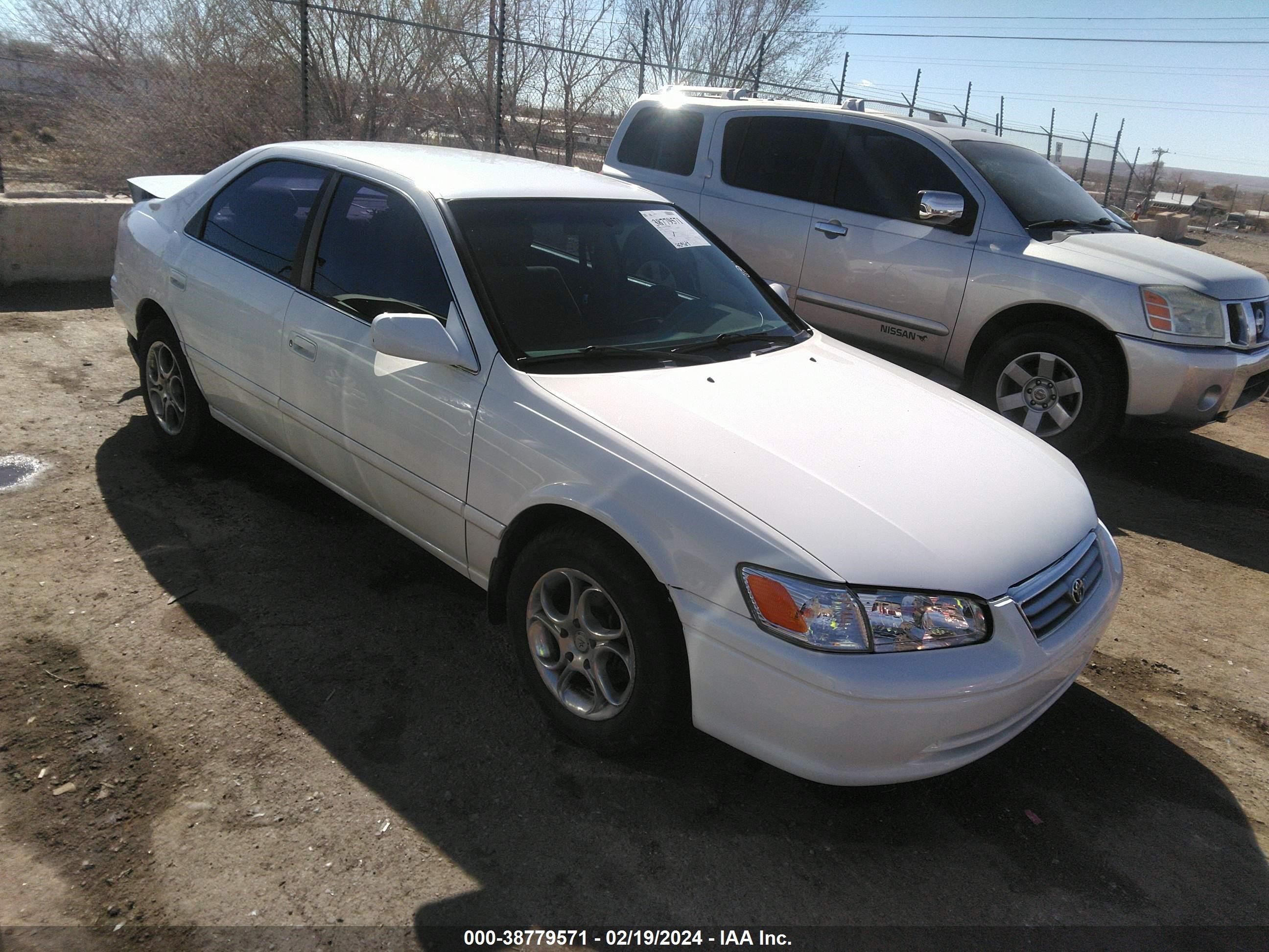 TOYOTA CAMRY 2000 jt2bg28k6y0388278