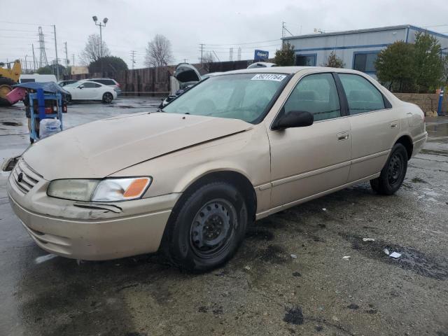 TOYOTA CAMRY 1998 jt2bg28k7w0185493