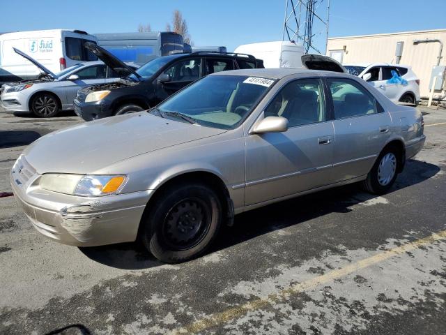 TOYOTA CAMRY 1998 jt2bg28k8w0185647