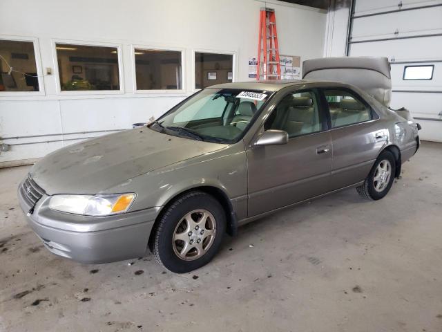 TOYOTA CAMRY 1999 jt2bg28k9x0359176