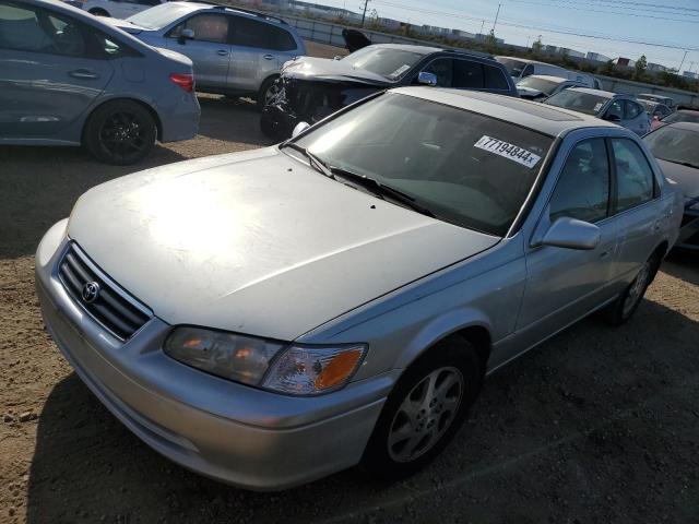 TOYOTA CAMRY LE 2000 jt2bg28k9y0467055