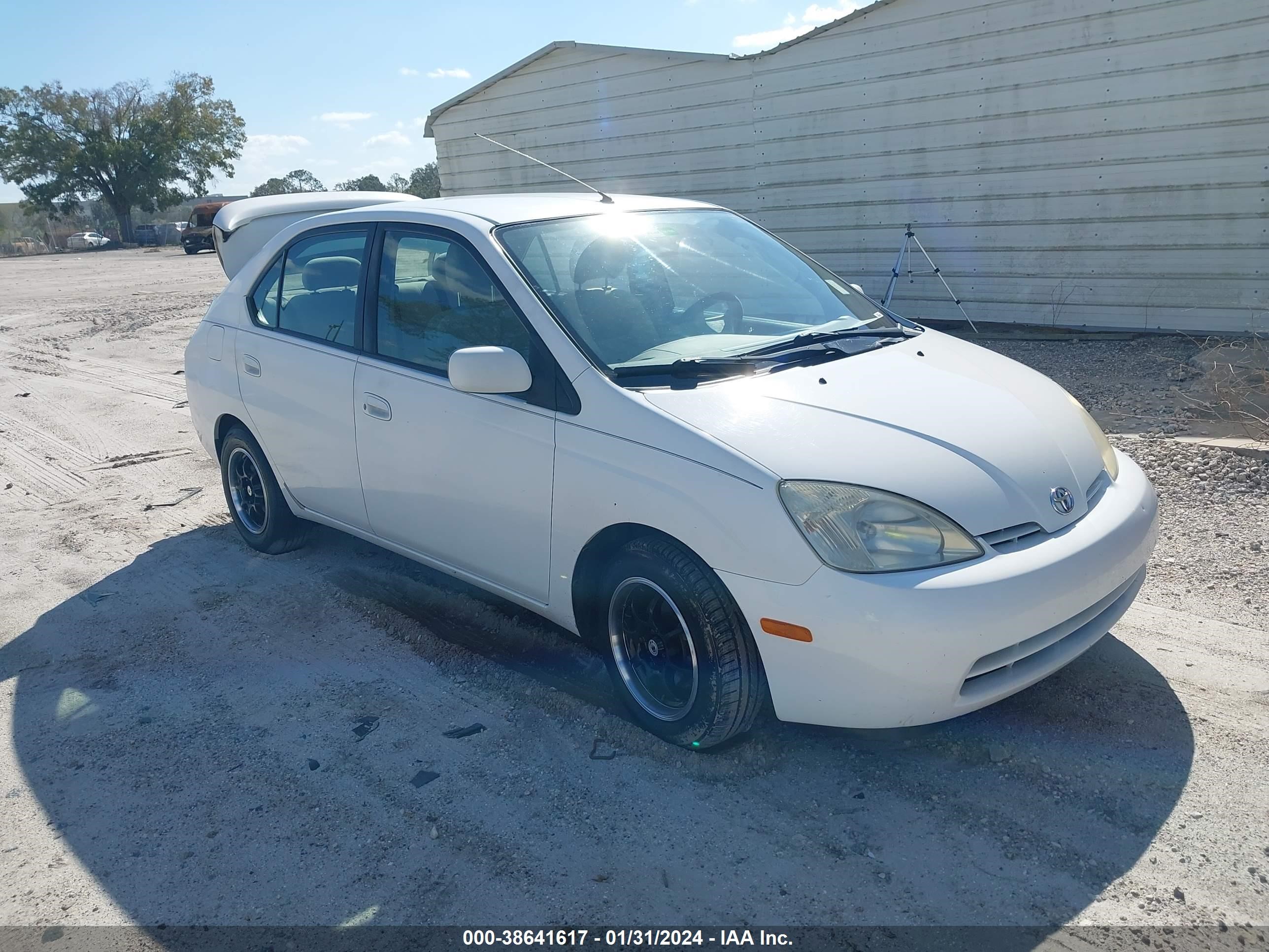 TOYOTA PRIUS 2002 jt2bk12ux20040400