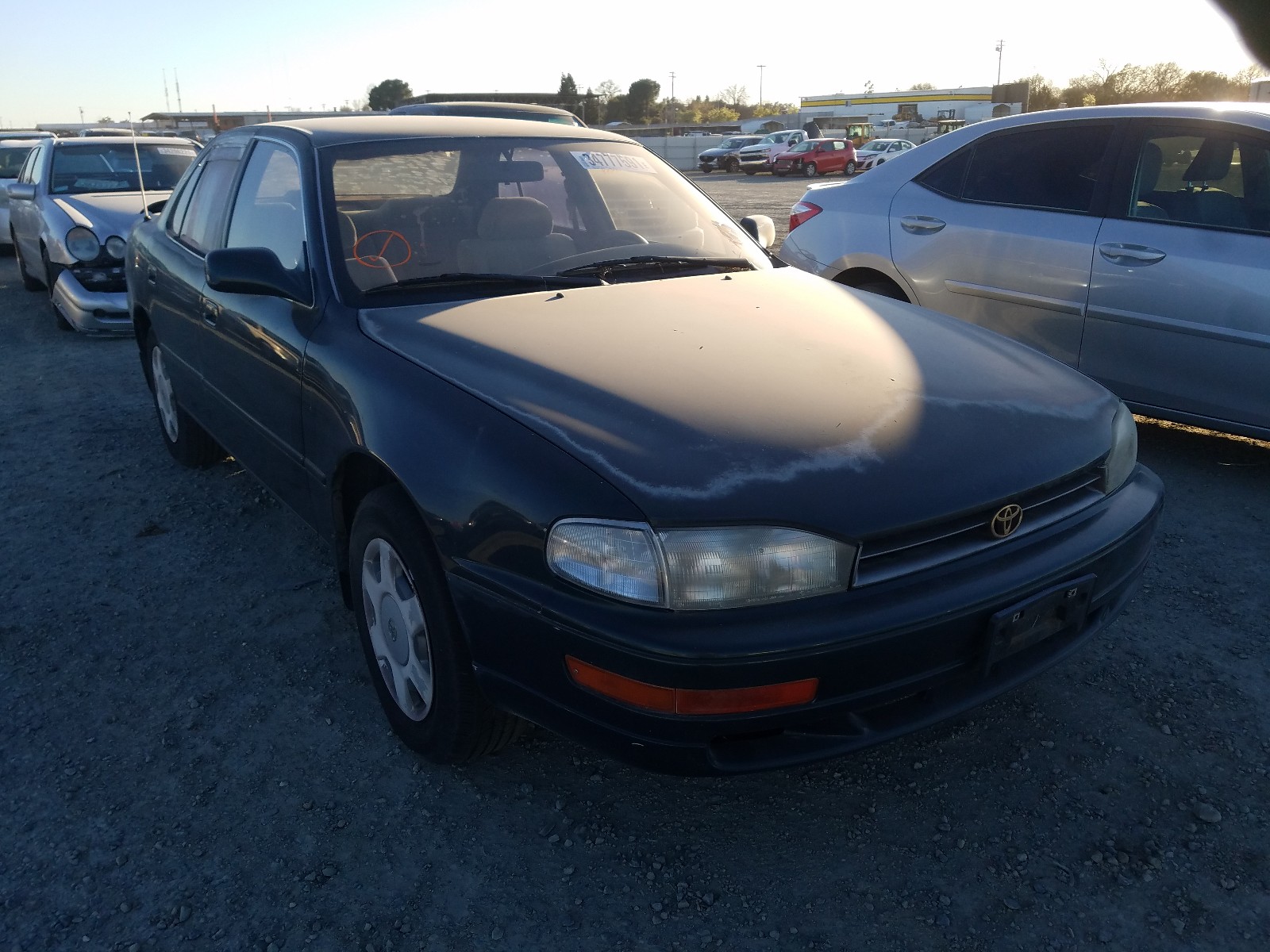 TOYOTA CAMRY 1994 jt2gk12e0r0032024