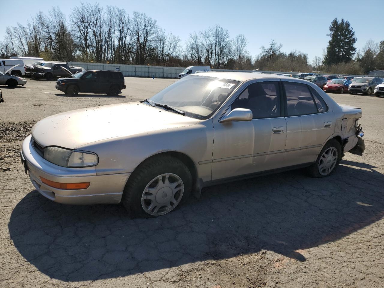 TOYOTA CAMRY 1994 jt2gk12e2r0045244