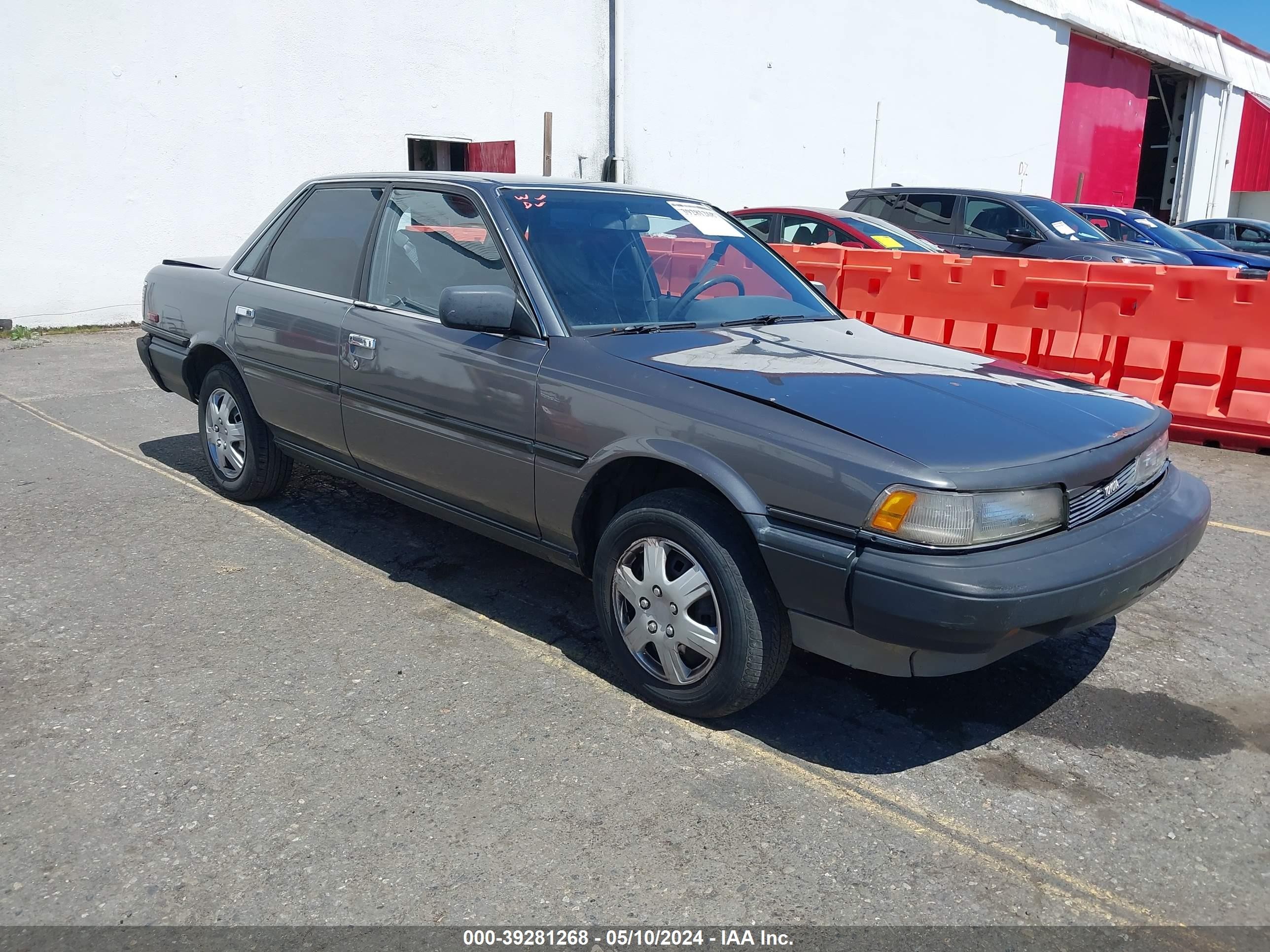 TOYOTA CAMRY 1987 jt2sv21e2h3020916