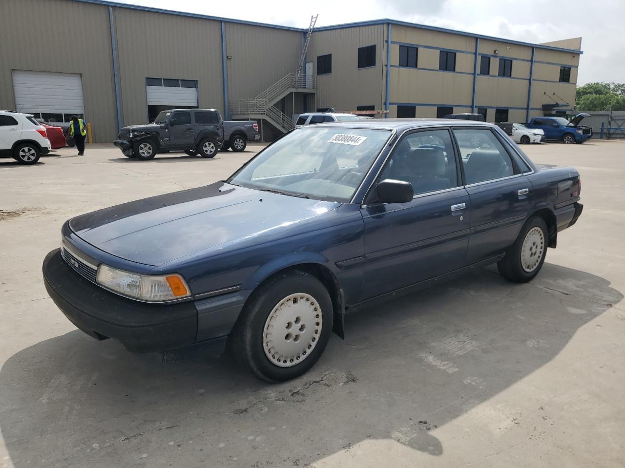 TOYOTA CAMRY 1988 jt2sv21e8j3184046