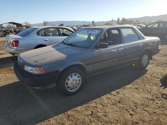 TOYOTA CAMRY DLX 1989 jt2sv21e8k0314703