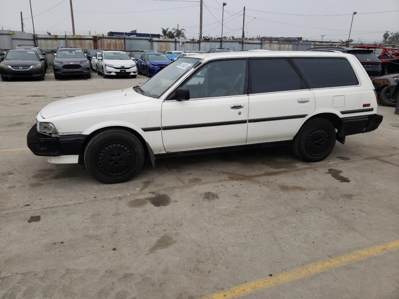 TOYOTA CAMRY 1988 jt2sv21w8j0113956