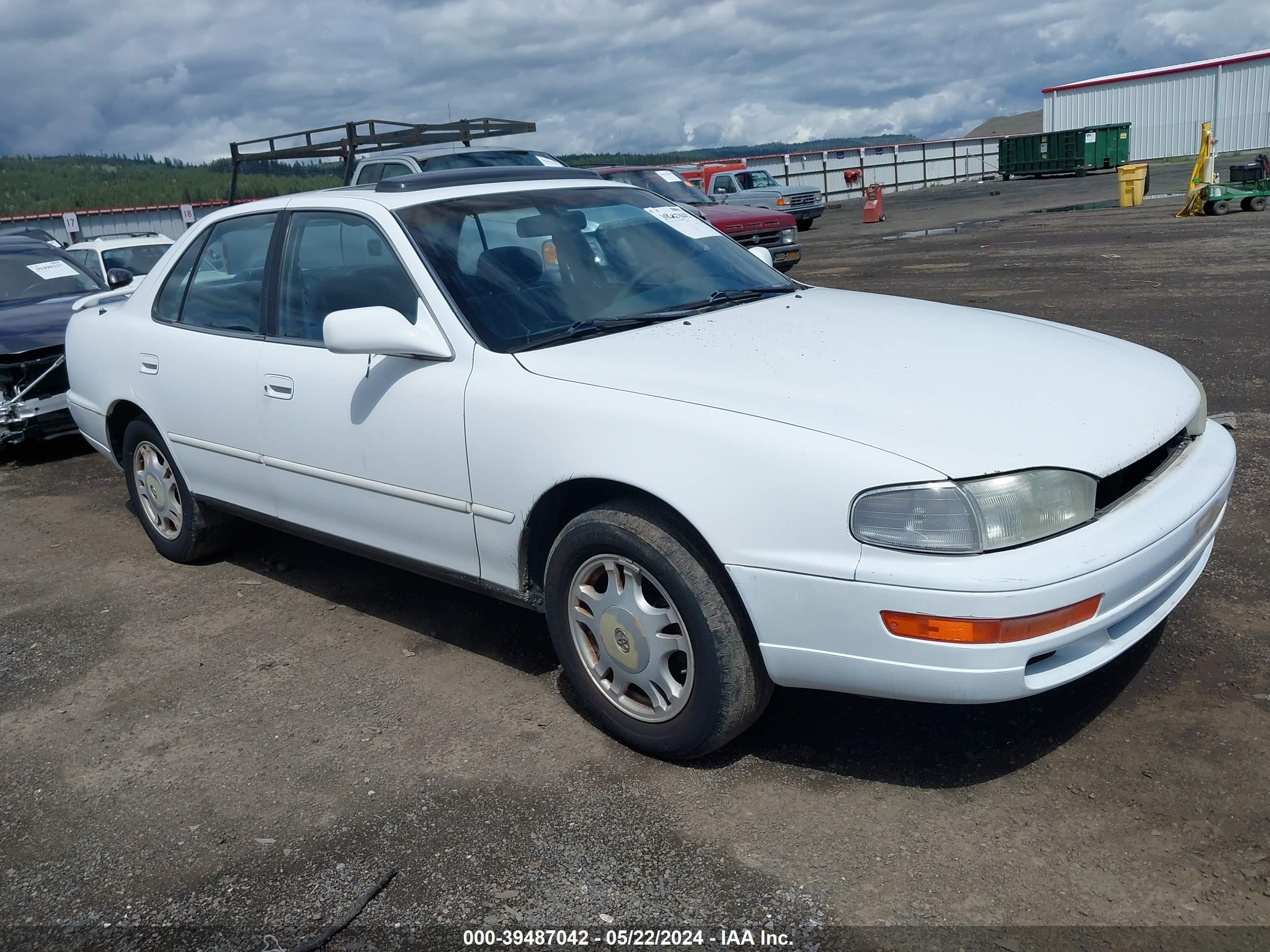 TOYOTA CAMRY 1993 jt2vk13e4p0198095