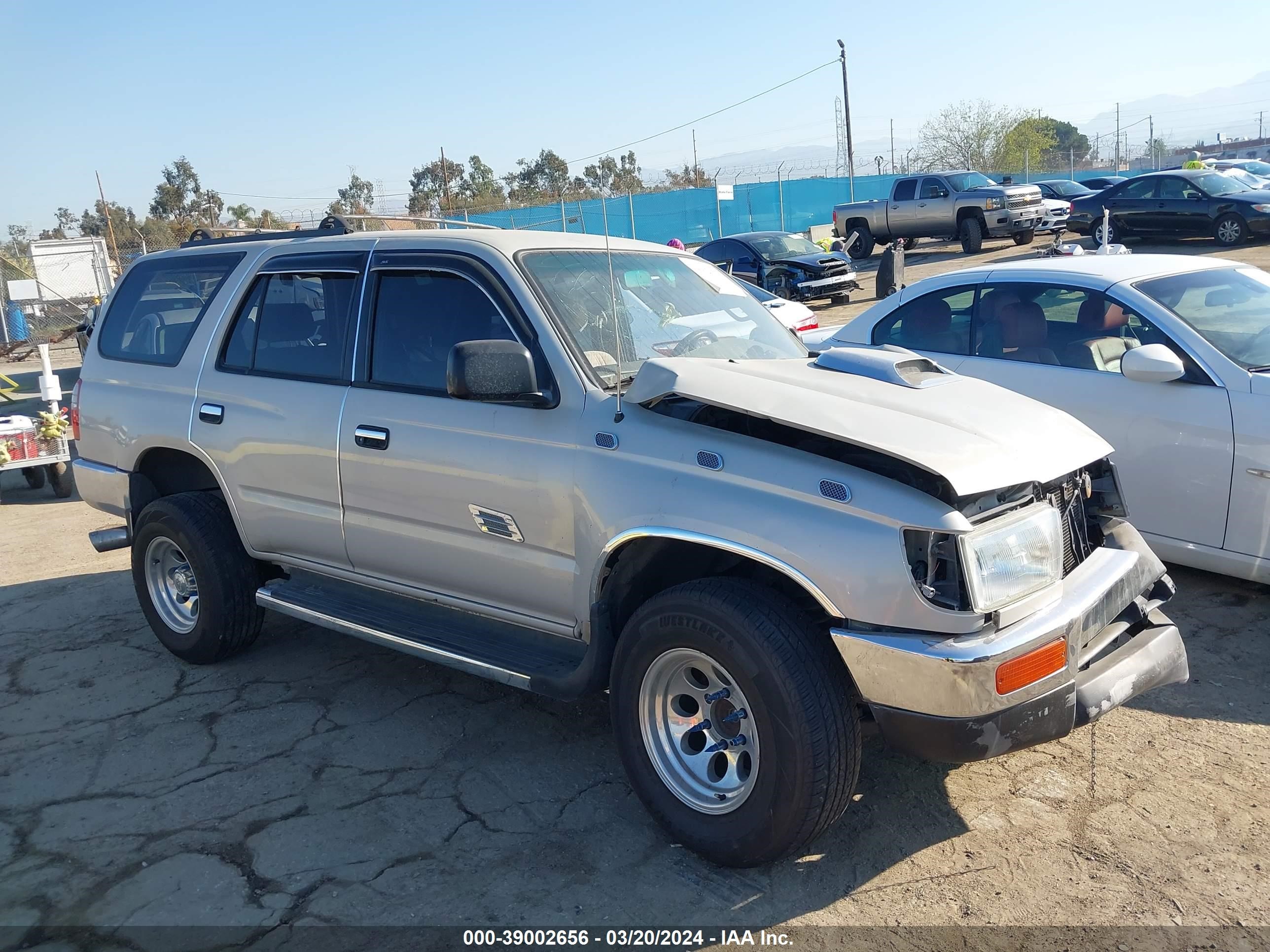 TOYOTA 4RUNNER 1998 jt3gm84r4w0035888