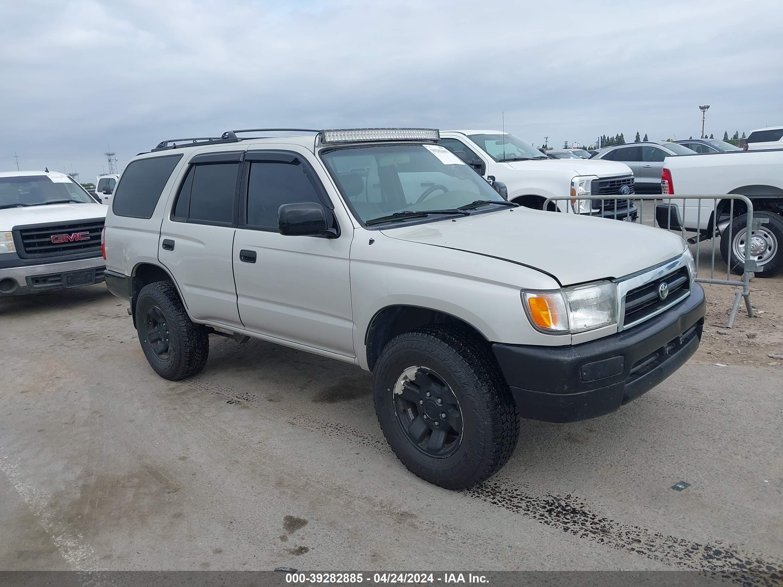 TOYOTA 4RUNNER 1998 jt3gm84rxw0028752