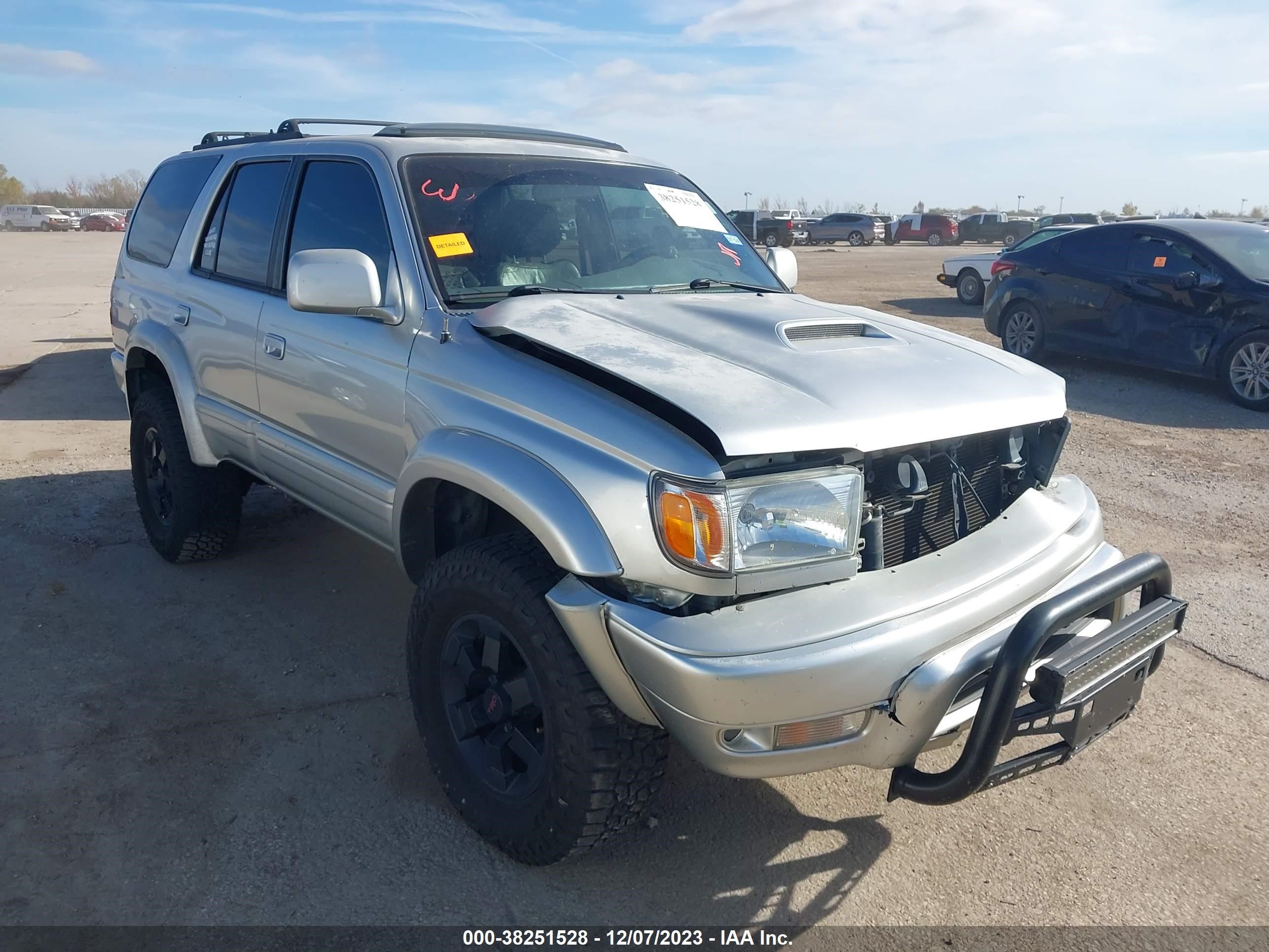 TOYOTA 4RUNNER 2001 jt3gn86r010212228