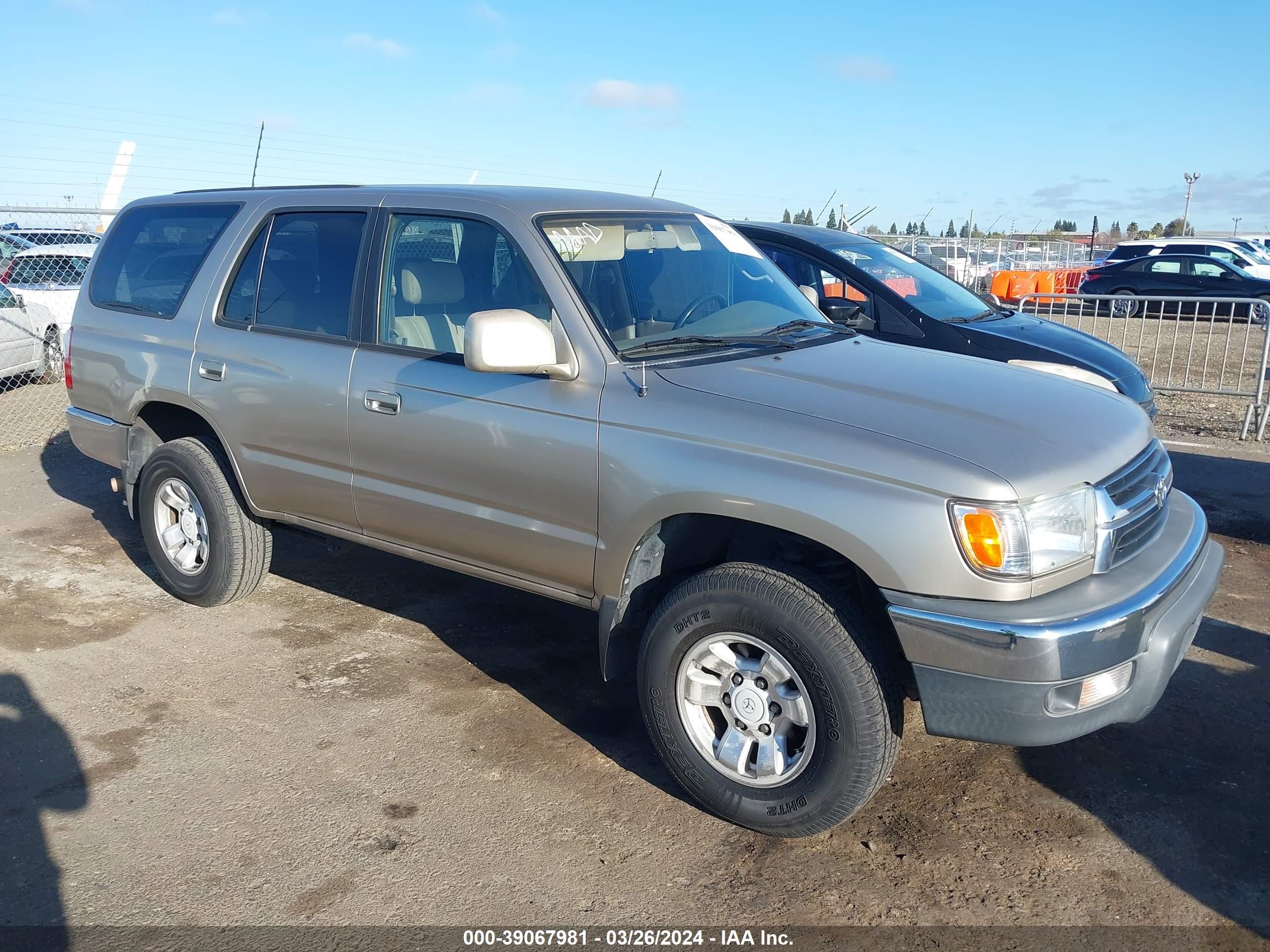 TOYOTA 4RUNNER 2002 jt3gn86r220247483