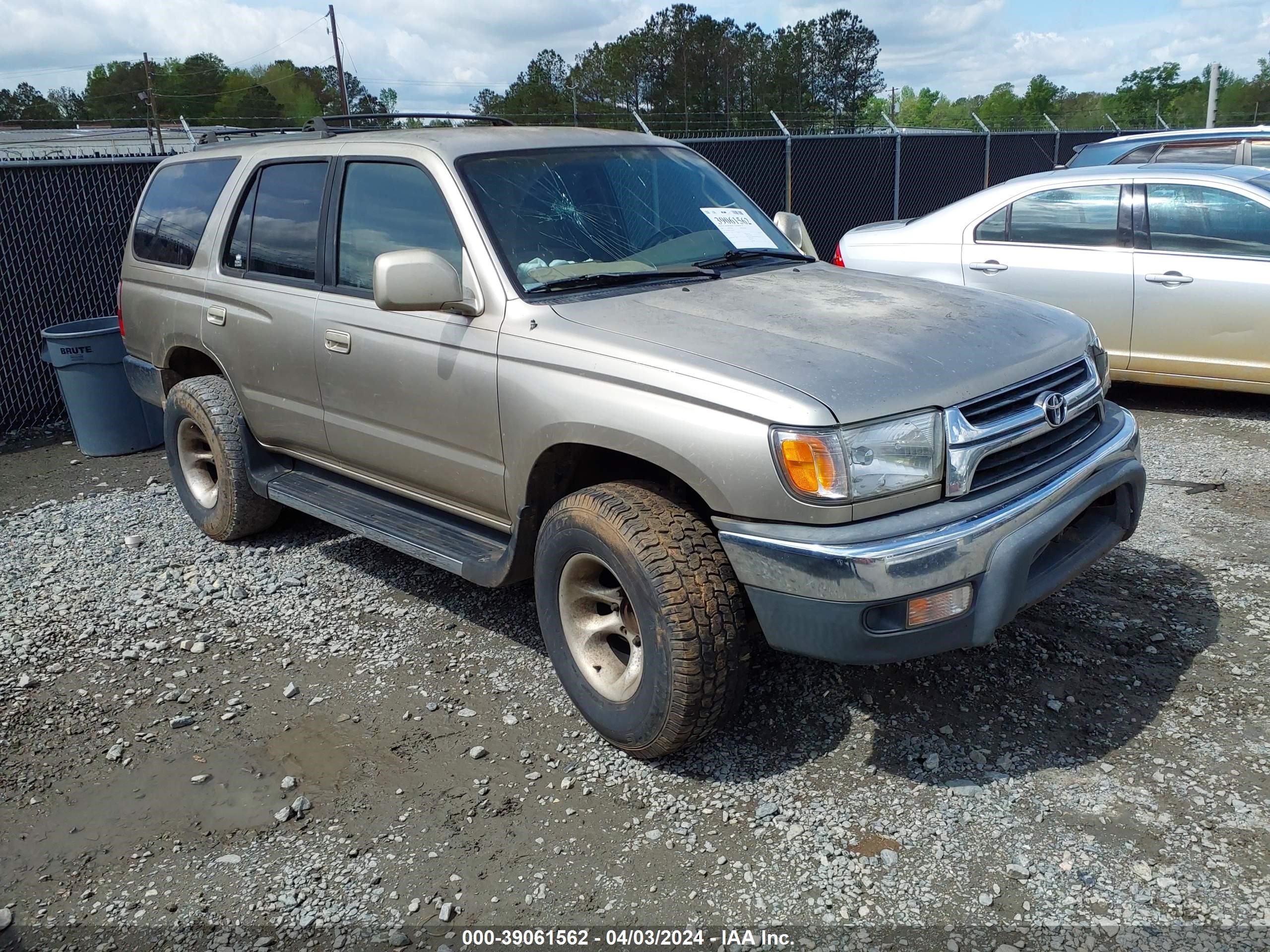 TOYOTA 4RUNNER 2001 jt3gn86r310184781