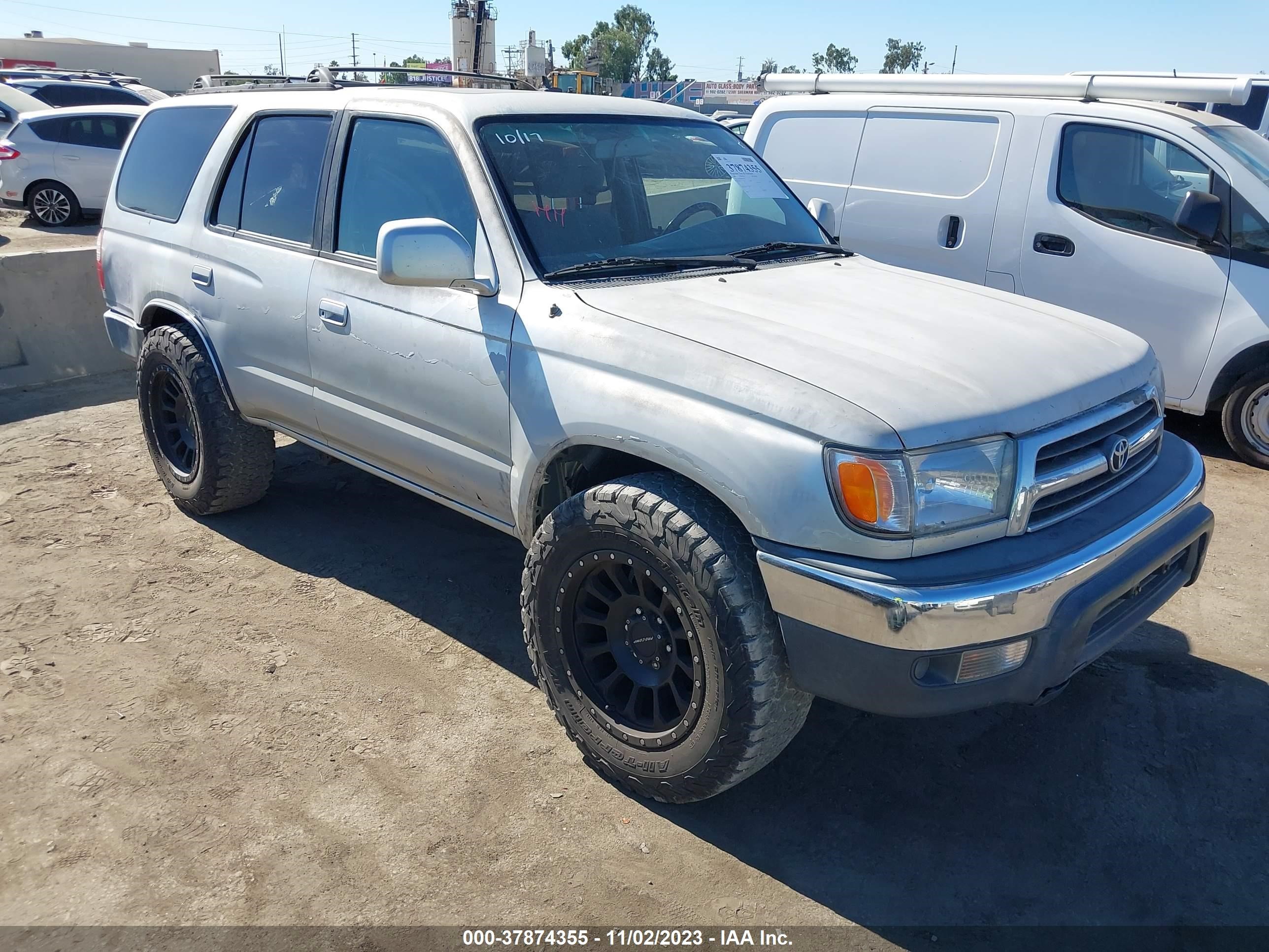 TOYOTA 4RUNNER 2000 jt3gn86r3y0161723