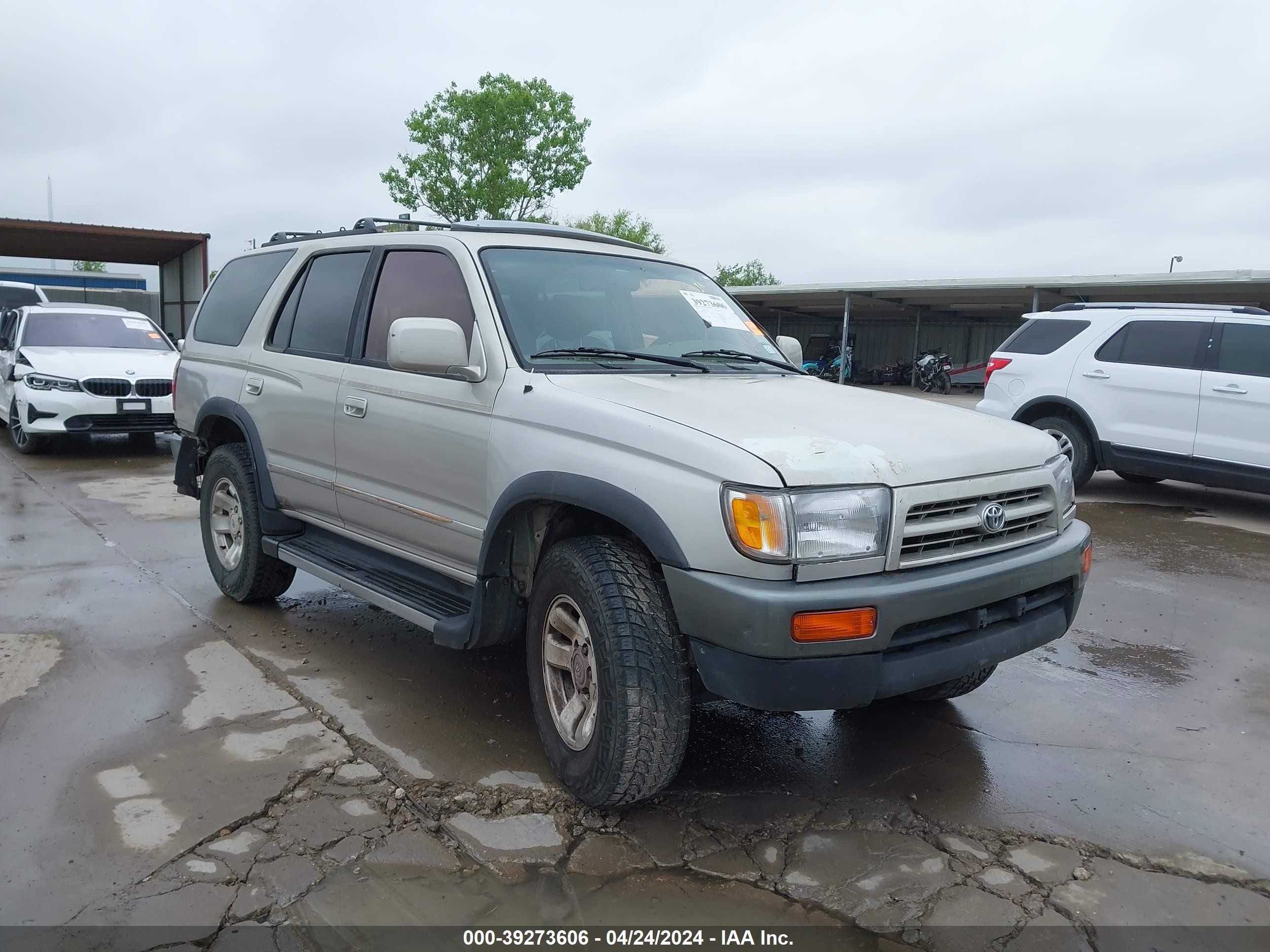 TOYOTA 4RUNNER 1998 jt3gn86r4w0057609