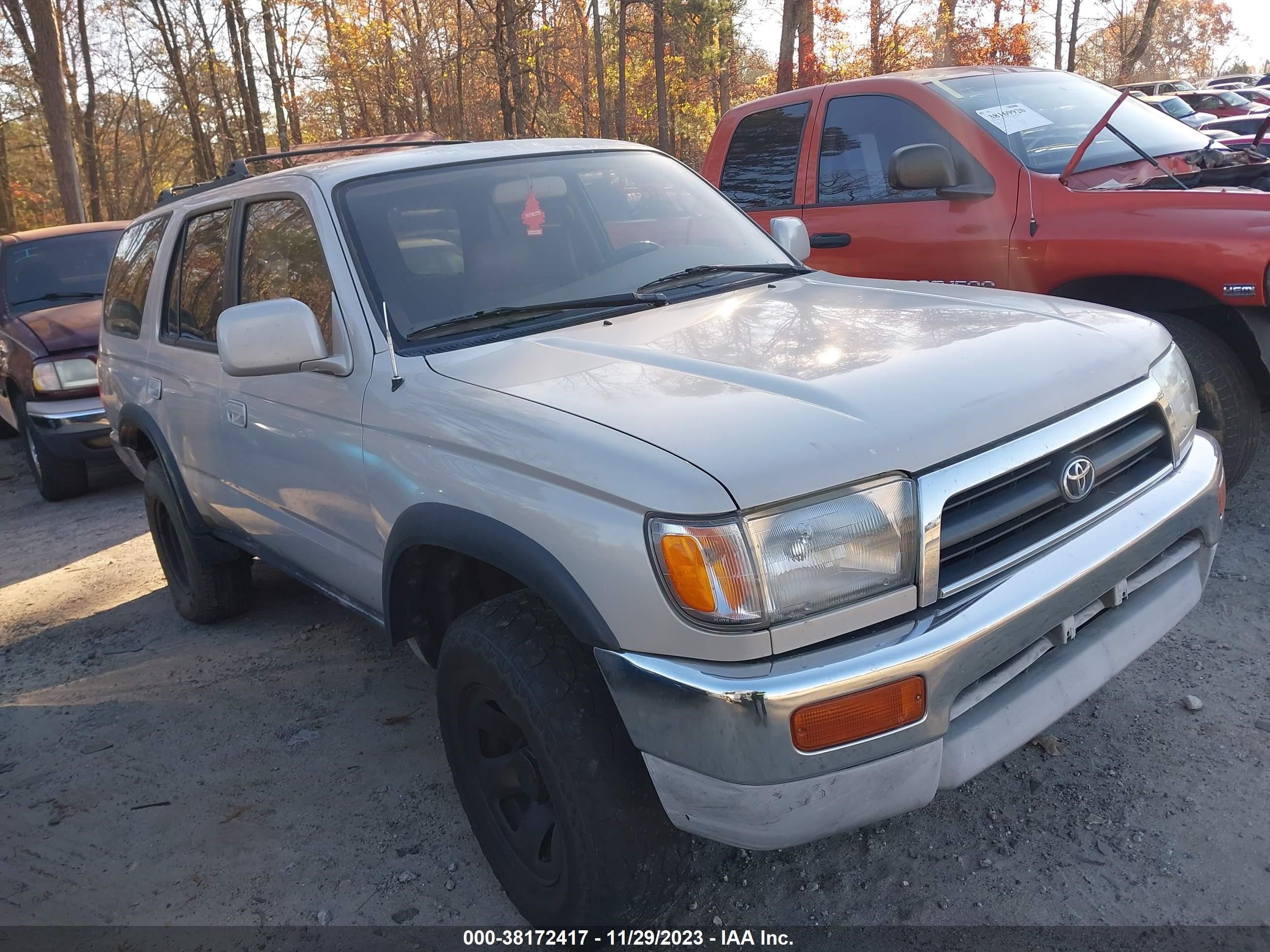 TOYOTA 4RUNNER 1998 jt3gn86r6w0077666