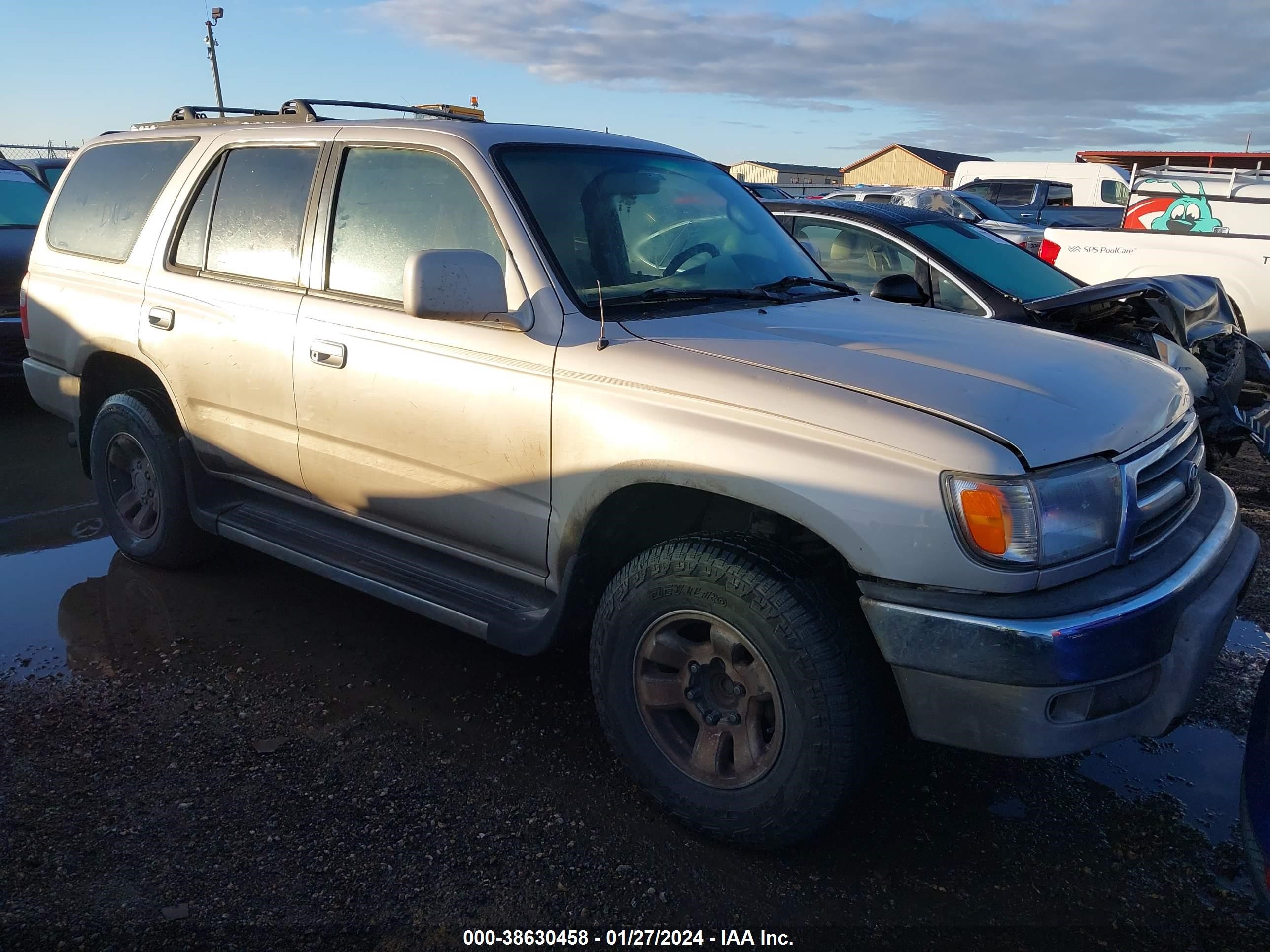 TOYOTA 4RUNNER 1999 jt3gn86r6x0108397