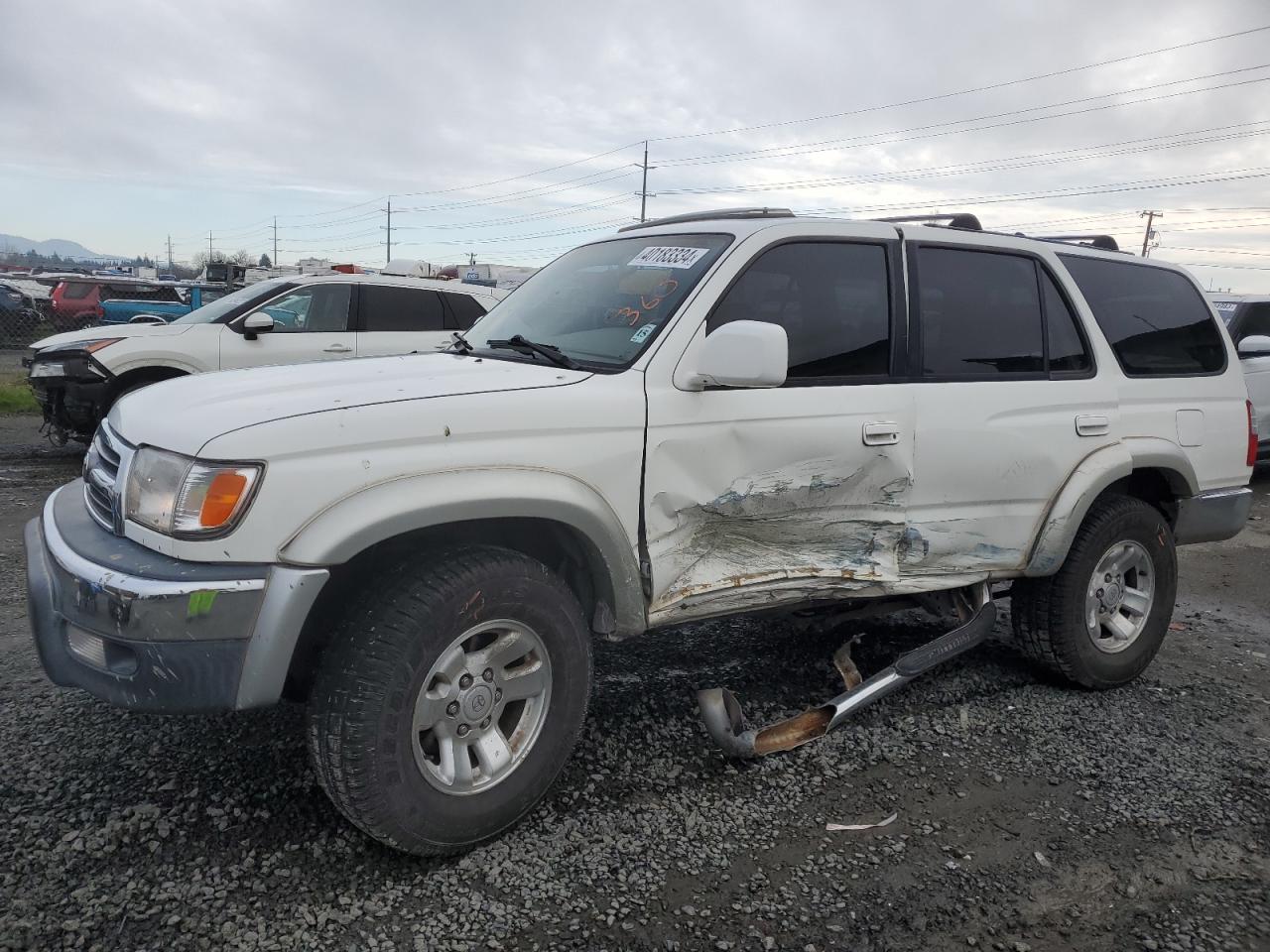 TOYOTA 4RUNNER 2000 jt3gn86r6y0140736