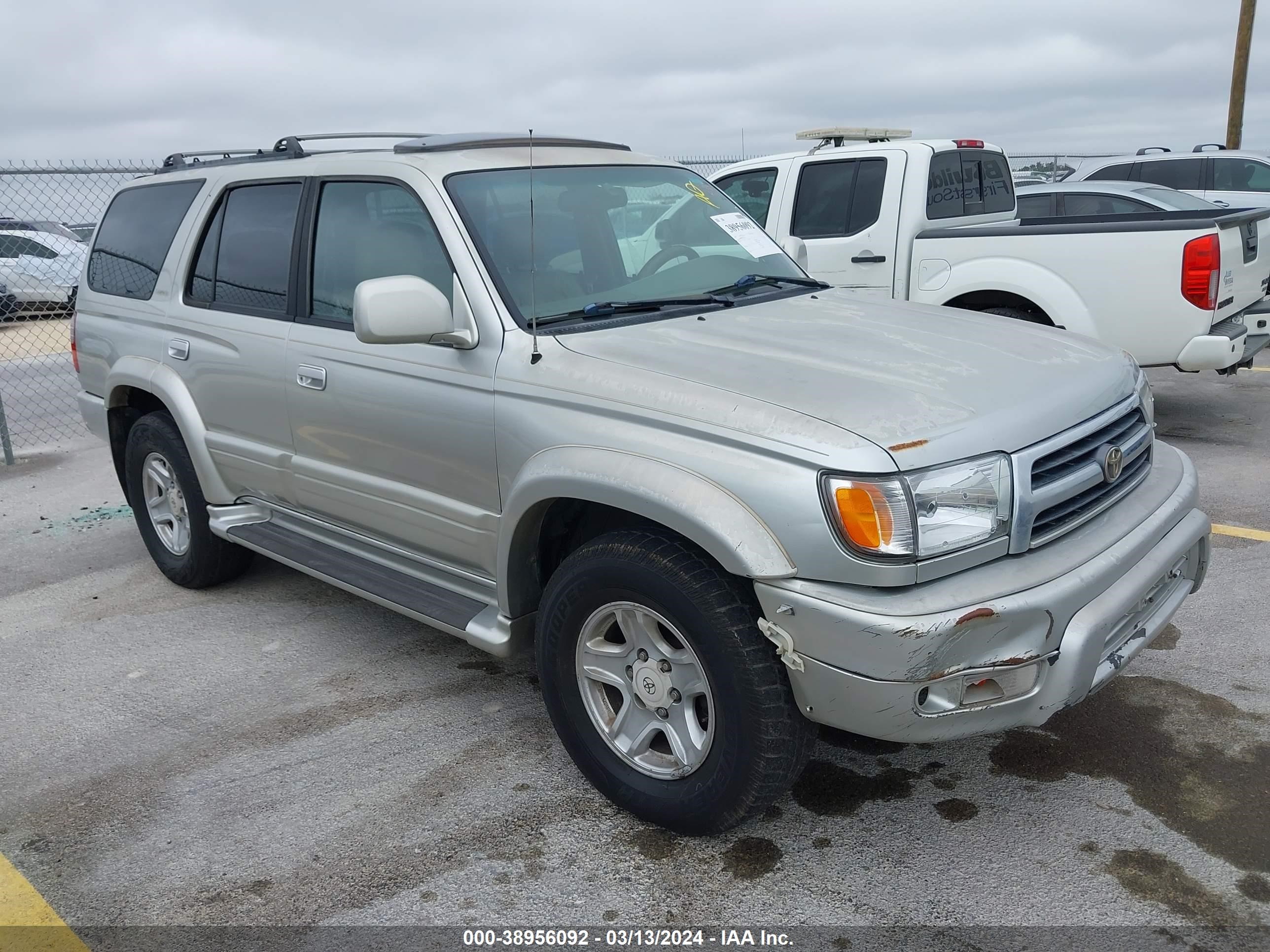 TOYOTA 4RUNNER 2000 jt3gn87r2y0145253