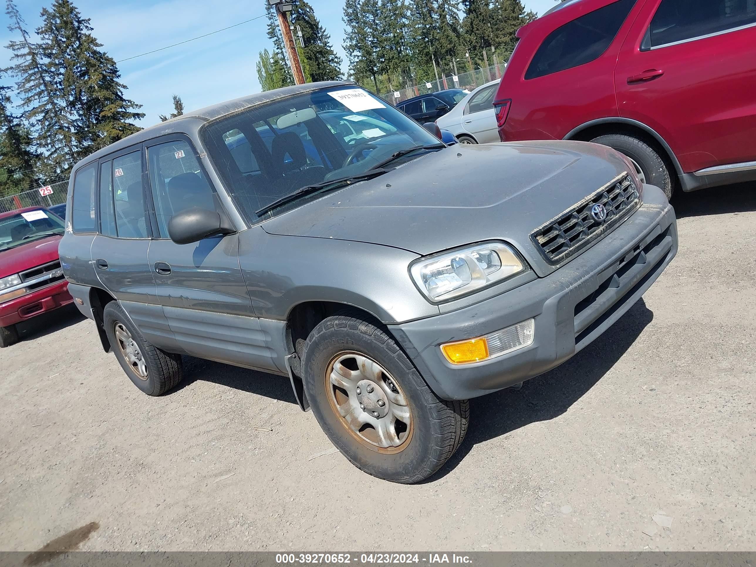 TOYOTA RAV 4 1999 jt3gp10v3x7047962