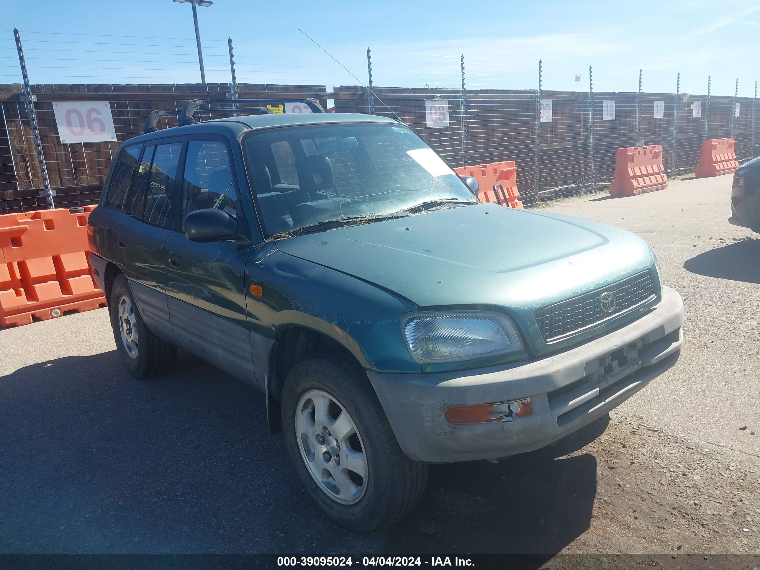 TOYOTA RAV 4 1996 jt3gp10v8t0008576