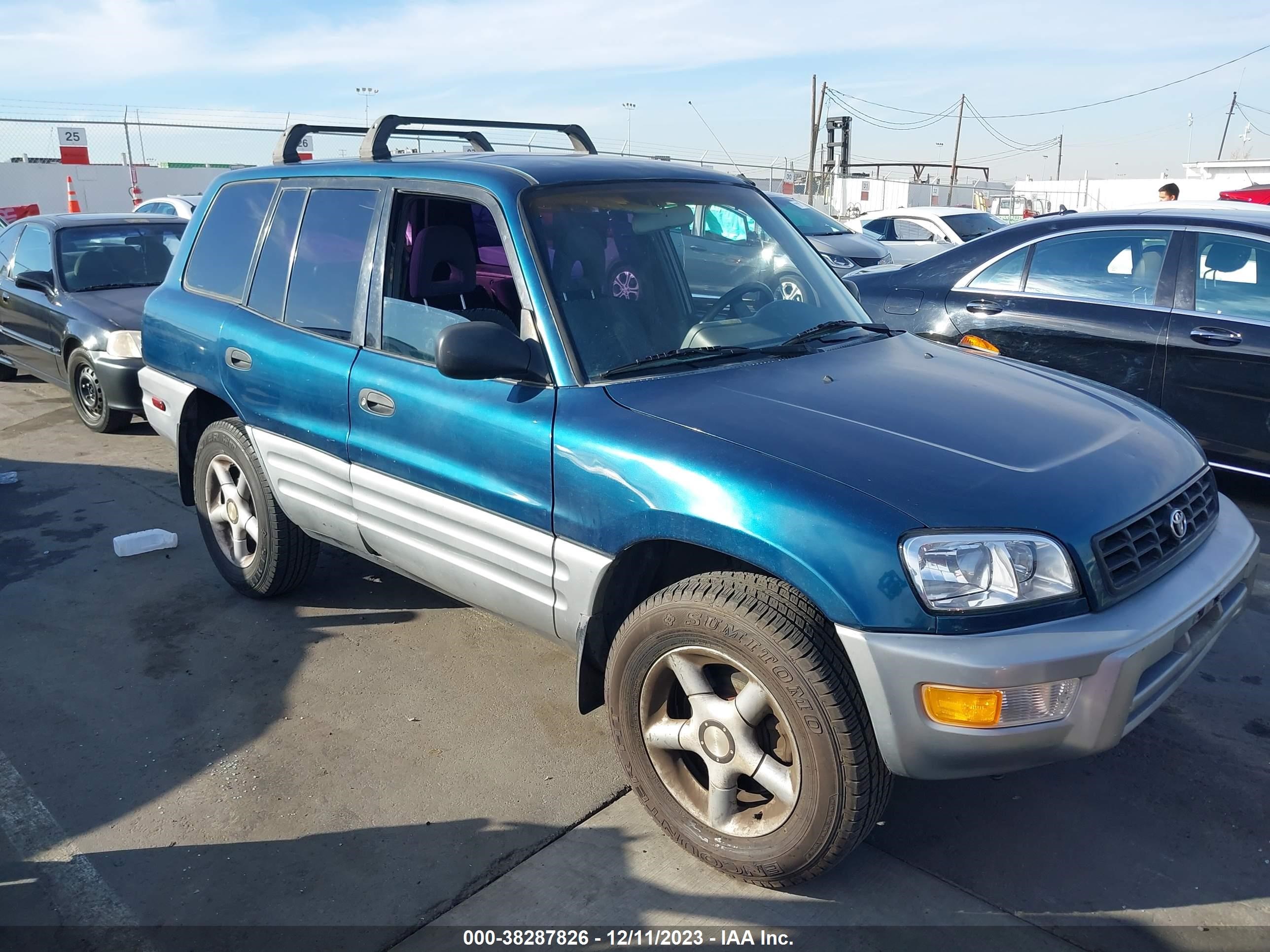 TOYOTA RAV 4 2000 jt3gp10v8y0045277