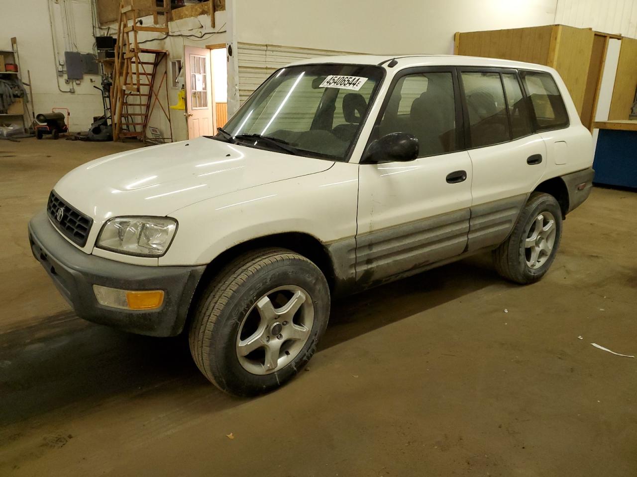 TOYOTA RAV 4 1999 jt3gp10vxx7053354