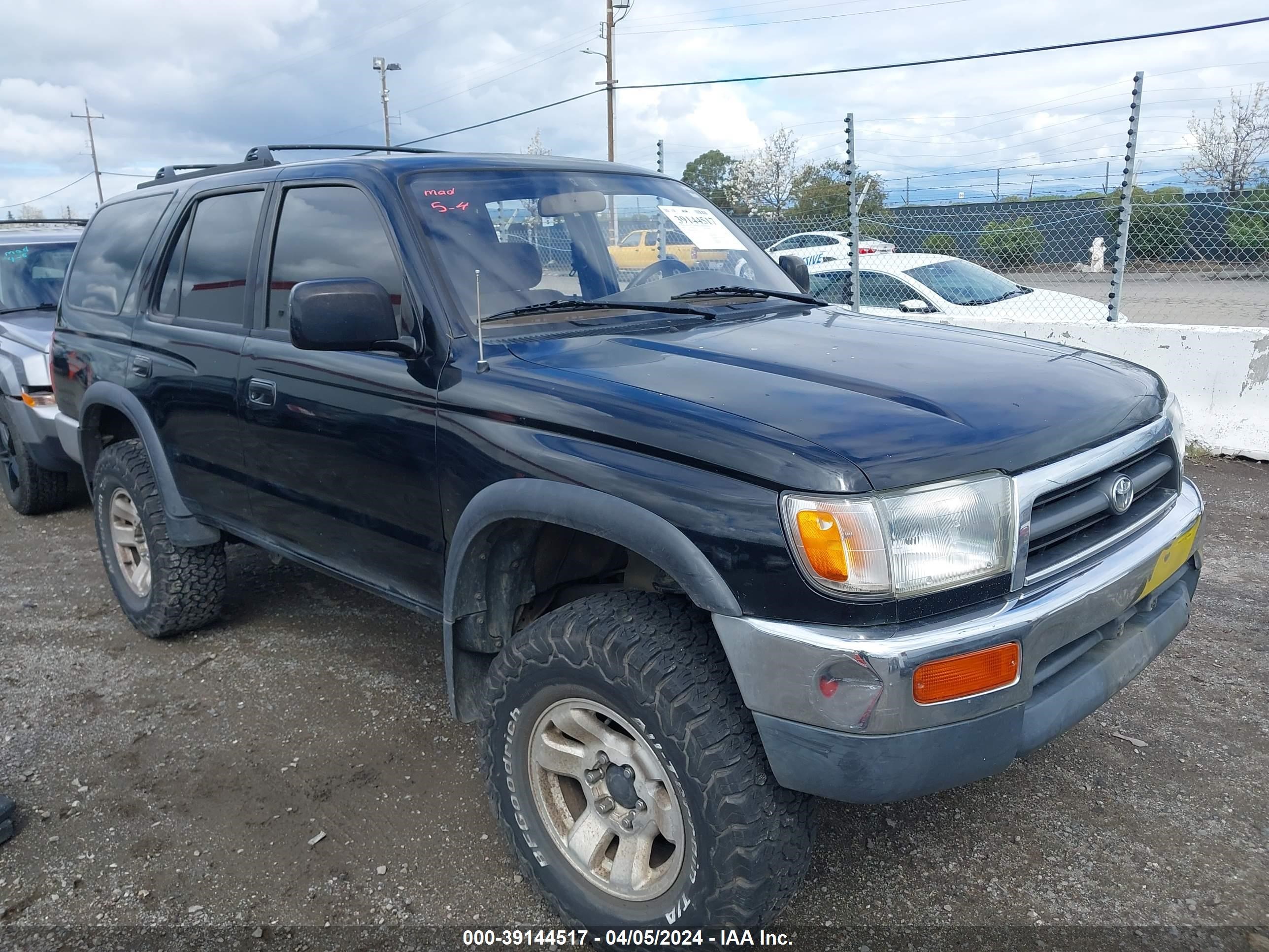 TOYOTA 4RUNNER 1998 jt3hn86r2w0166283