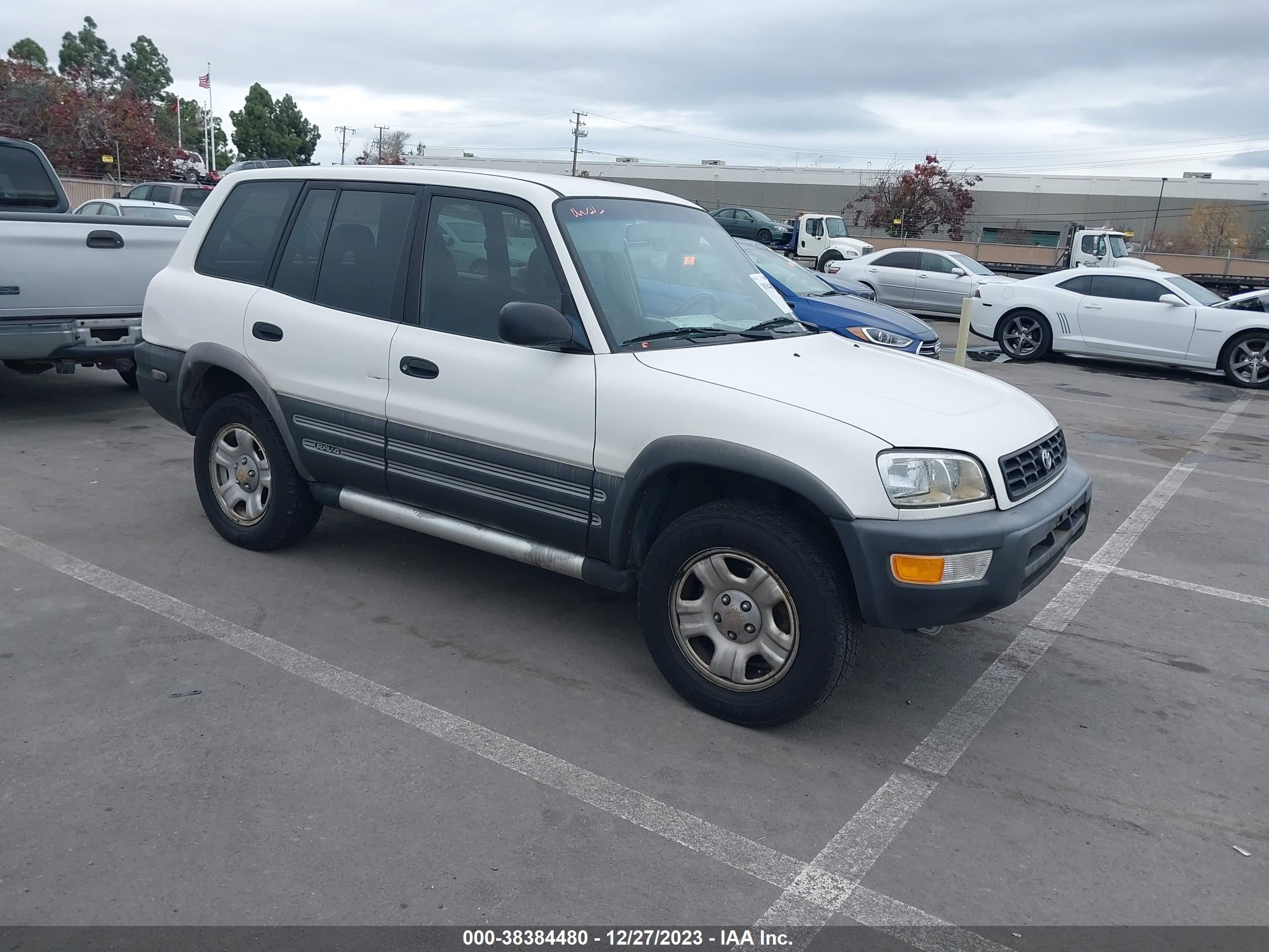 TOYOTA RAV 4 1999 jt3hp10v1x7139222