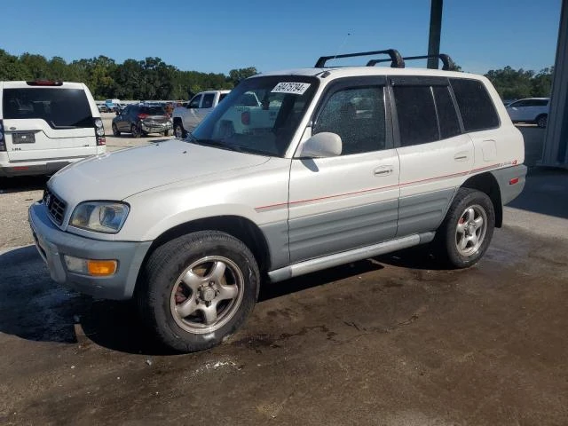 TOYOTA RAV4 1999 jt3hp10v2x7135597