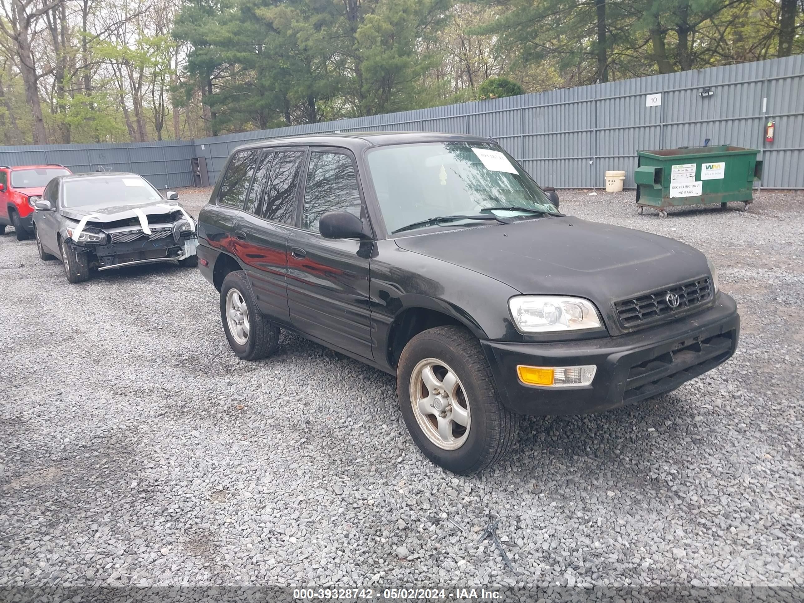 TOYOTA RAV 4 1999 jt3hp10v5x7109172