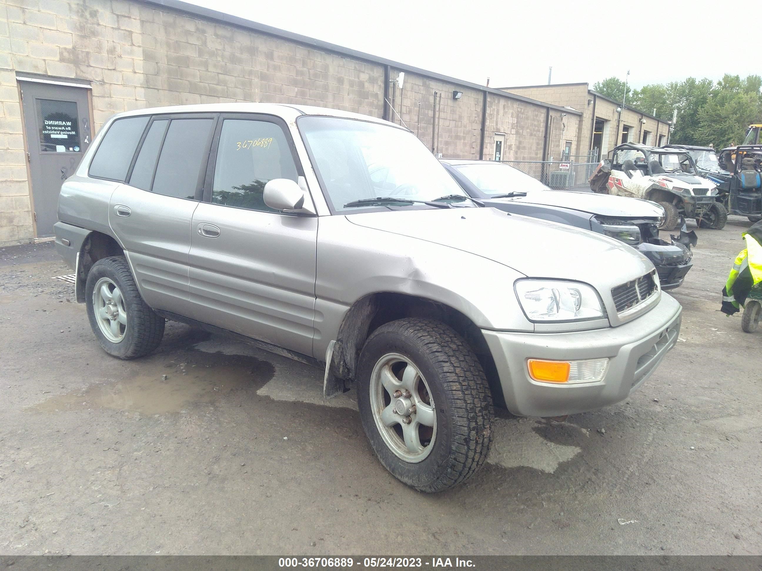 TOYOTA RAV 4 1999 jt3hp10v6x7127888