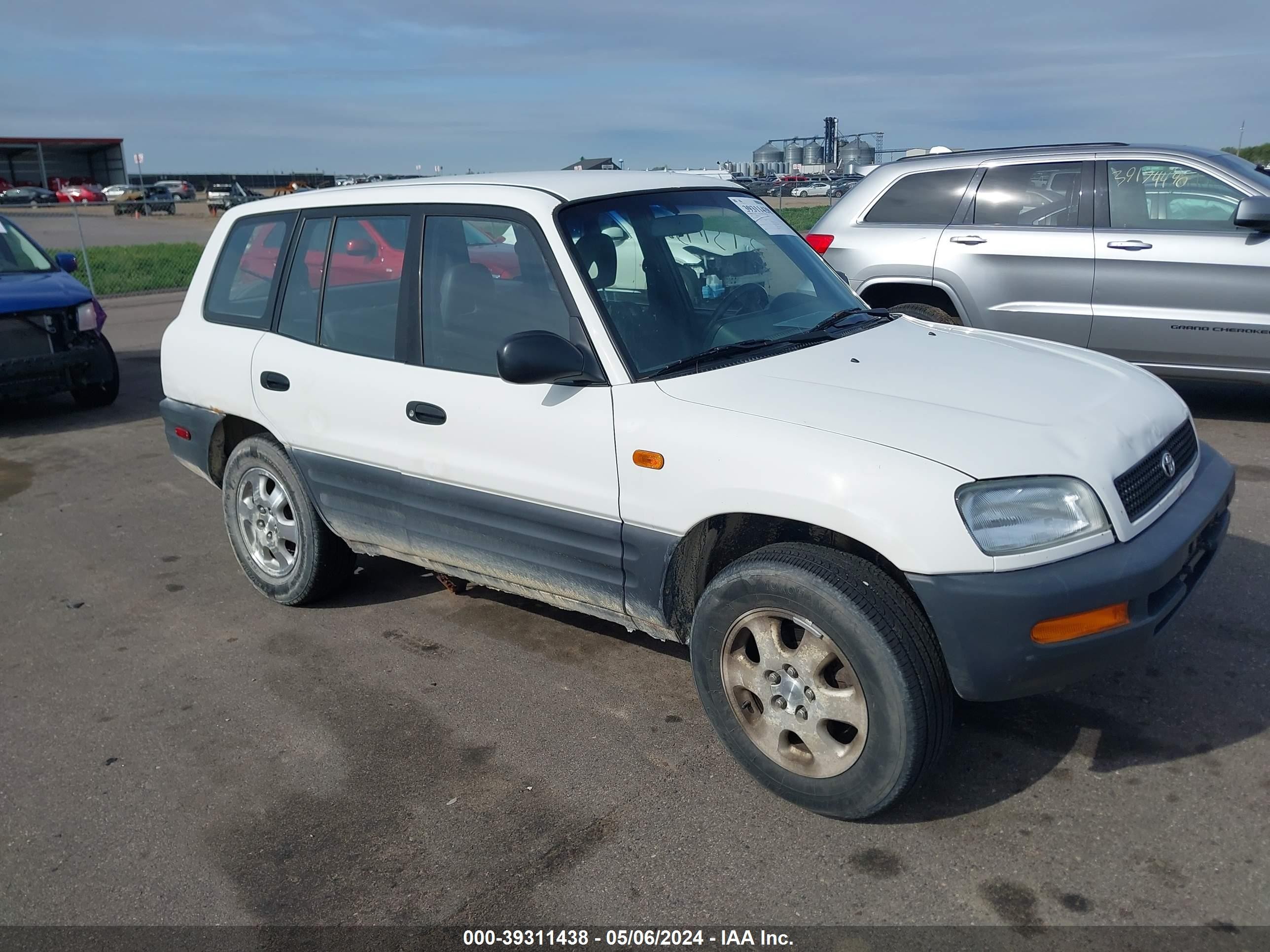 TOYOTA RAV 4 1997 jt3hp10v7v7044886