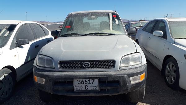 TOYOTA RAV 4 1998 jt3hp10v8w0163413